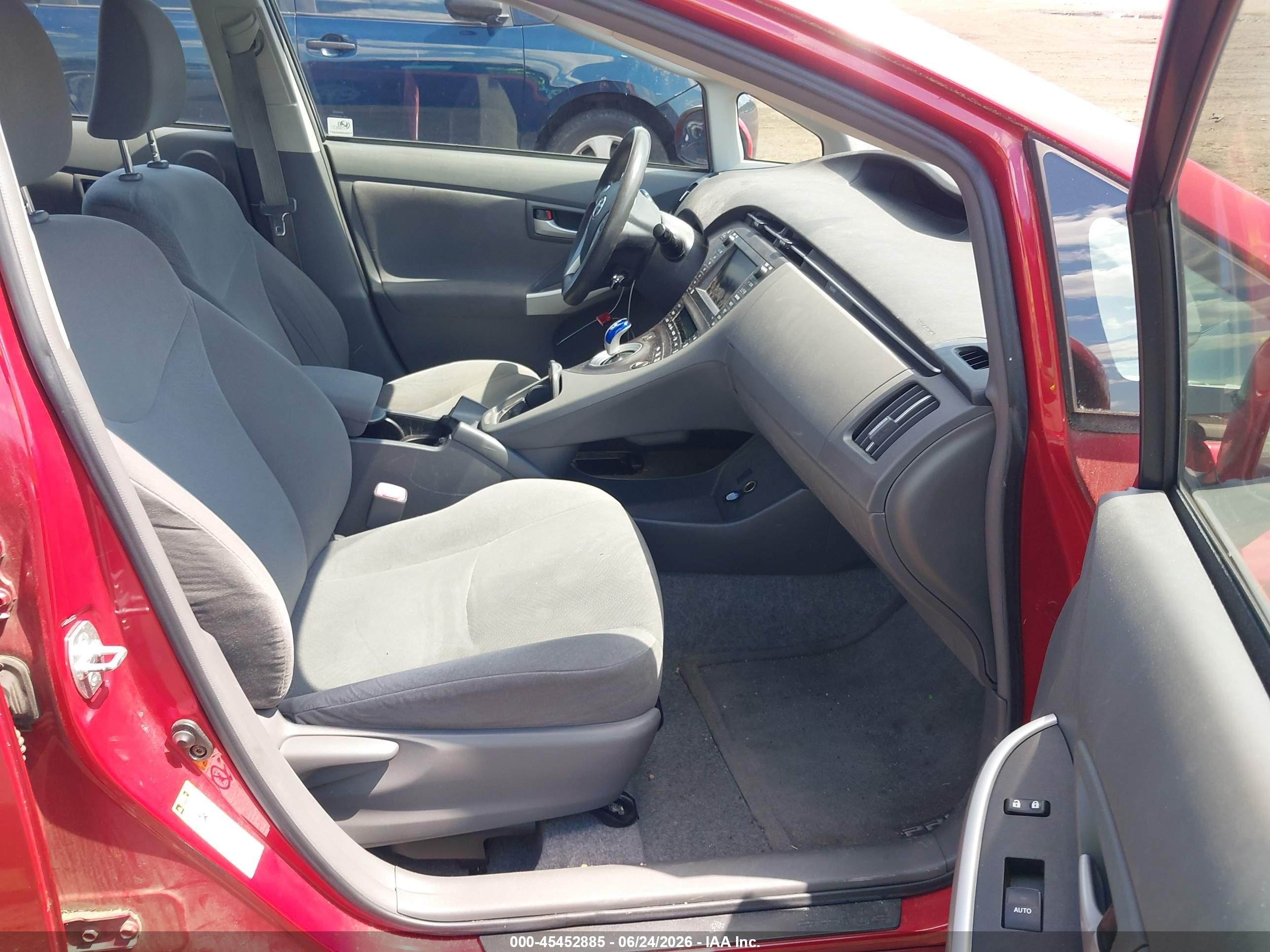 2011 Toyota Prius Three Red vin: JTDKN3DU6B1411375