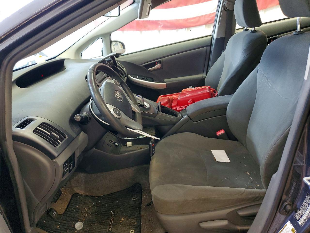 2011 Toyota Prius Two Gray vin: JTDKN3DU6B1414003