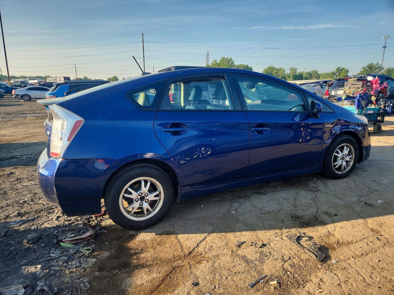 2011 Toyota Prius Four Blue vin: JTDKN3DU6B1425809