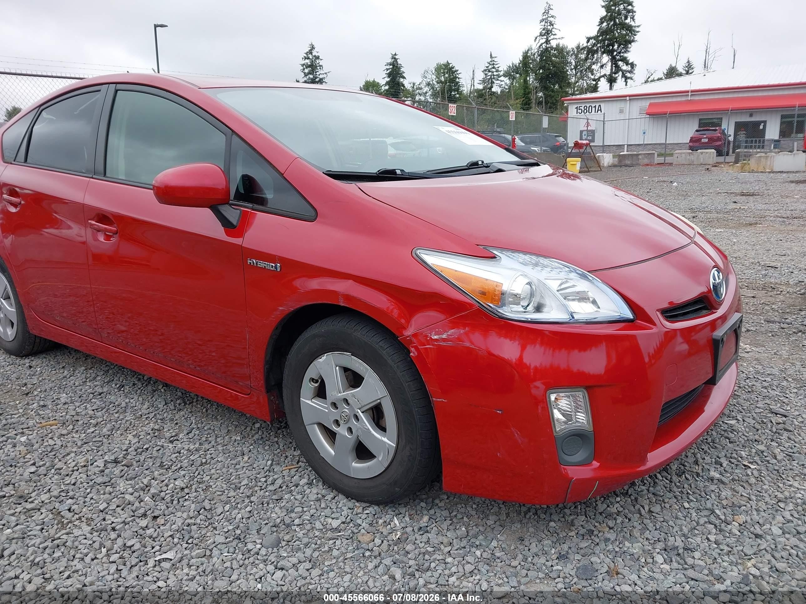 2011 Toyota Prius Two Red vin: JTDKN3DU6B1477196