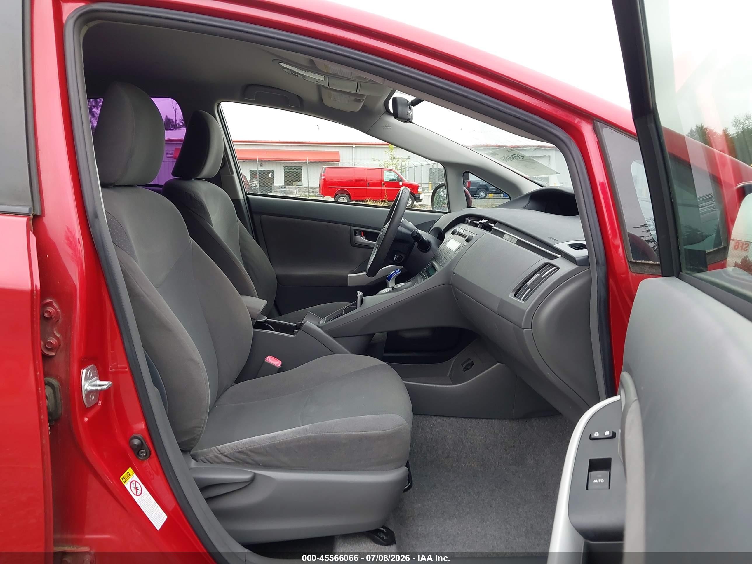 2011 Toyota Prius Two Red vin: JTDKN3DU6B1477196