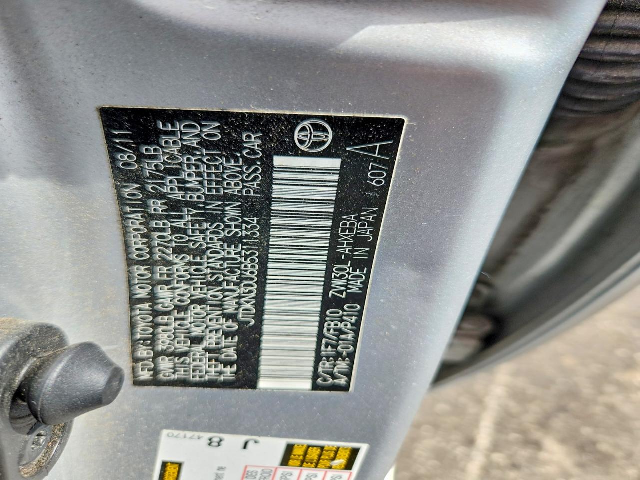 2011 Toyota Prius Three Silver vin: JTDKN3DU6B5311334