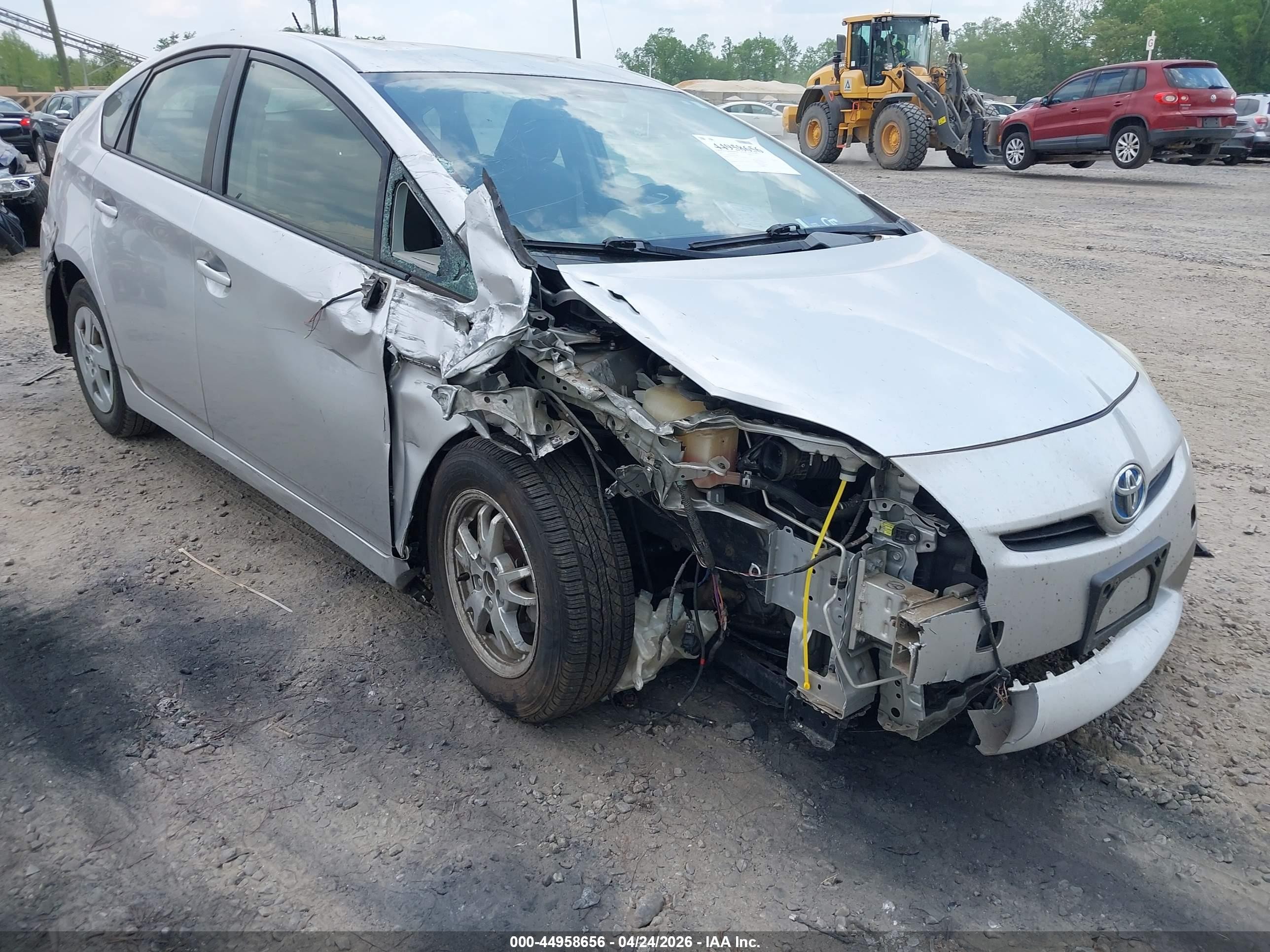 2011 Toyota Prius Three Silver vin: JTDKN3DU6B5324651