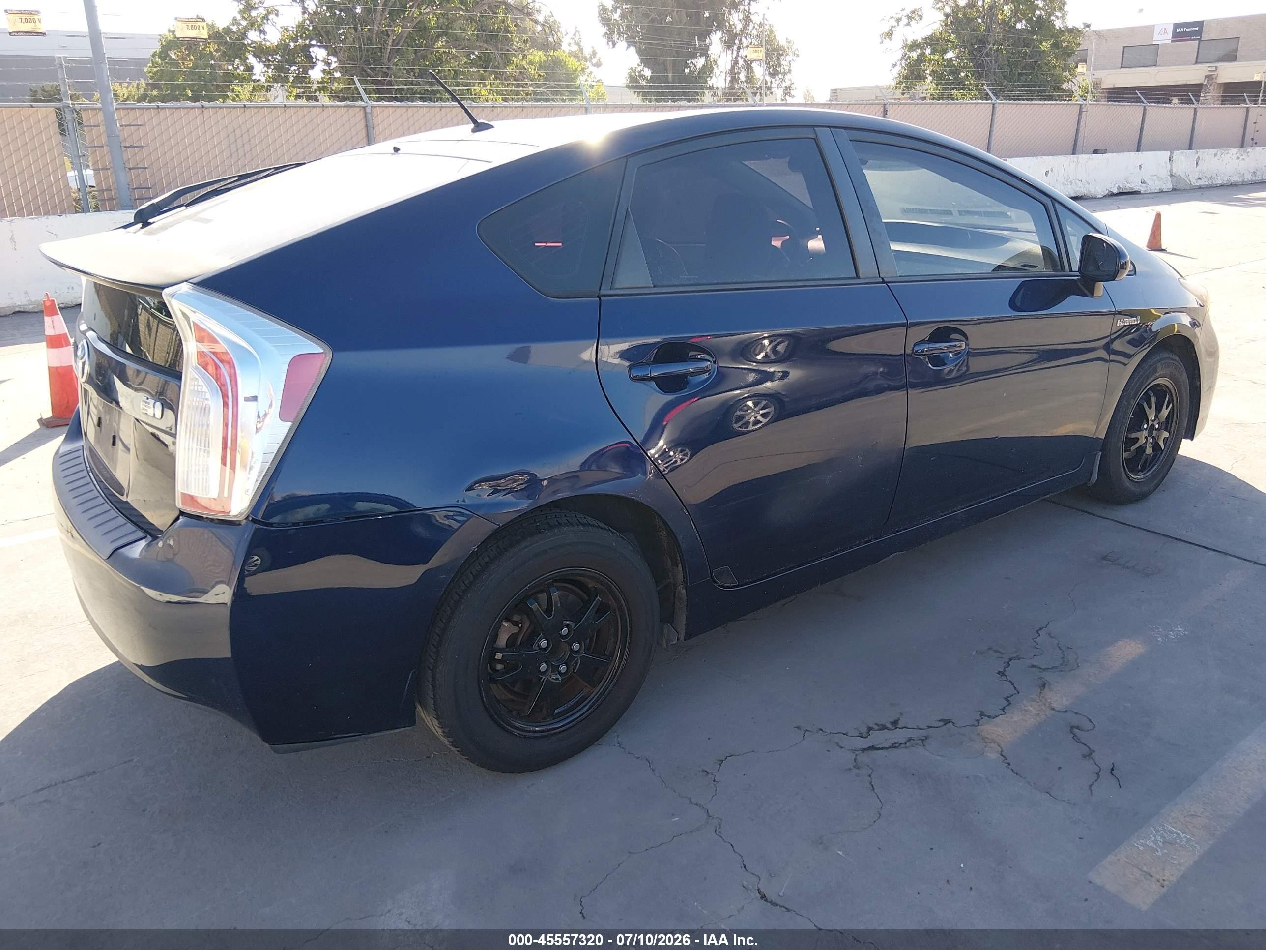 2012 Toyota Prius Two Blue vin: JTDKN3DU6C0333445