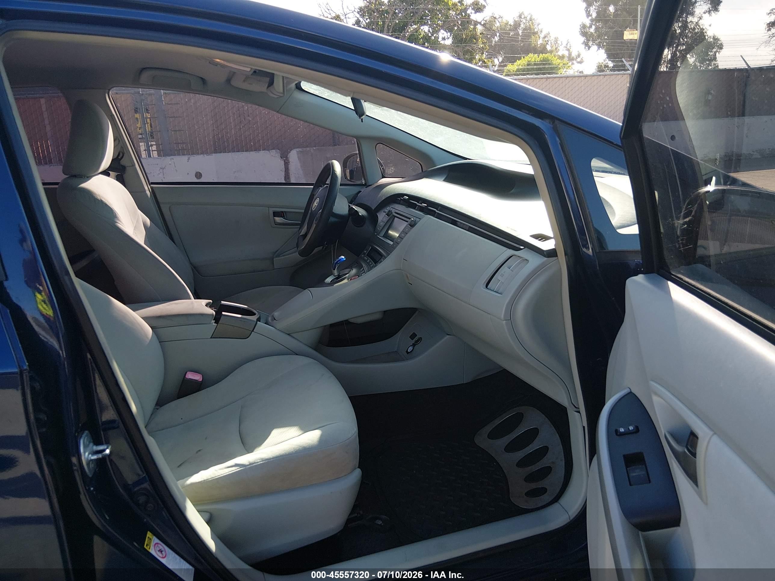 2012 Toyota Prius Two Blue vin: JTDKN3DU6C0333445