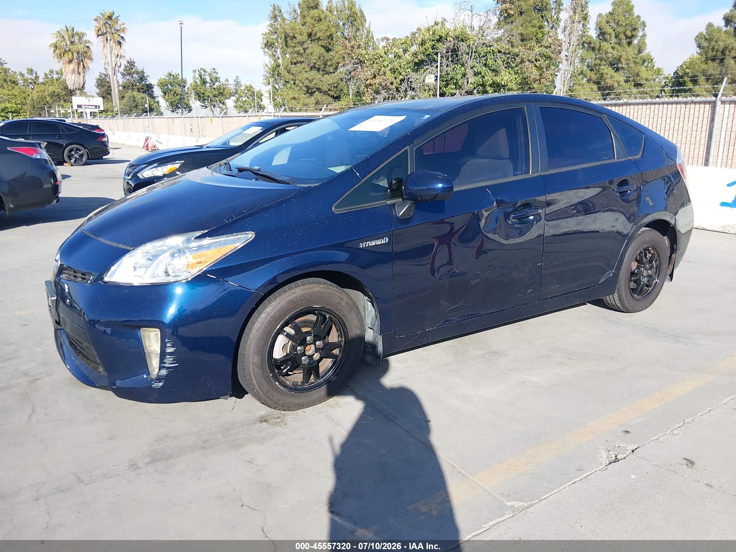 2012 Toyota Prius Two Blue vin: JTDKN3DU6C0333445