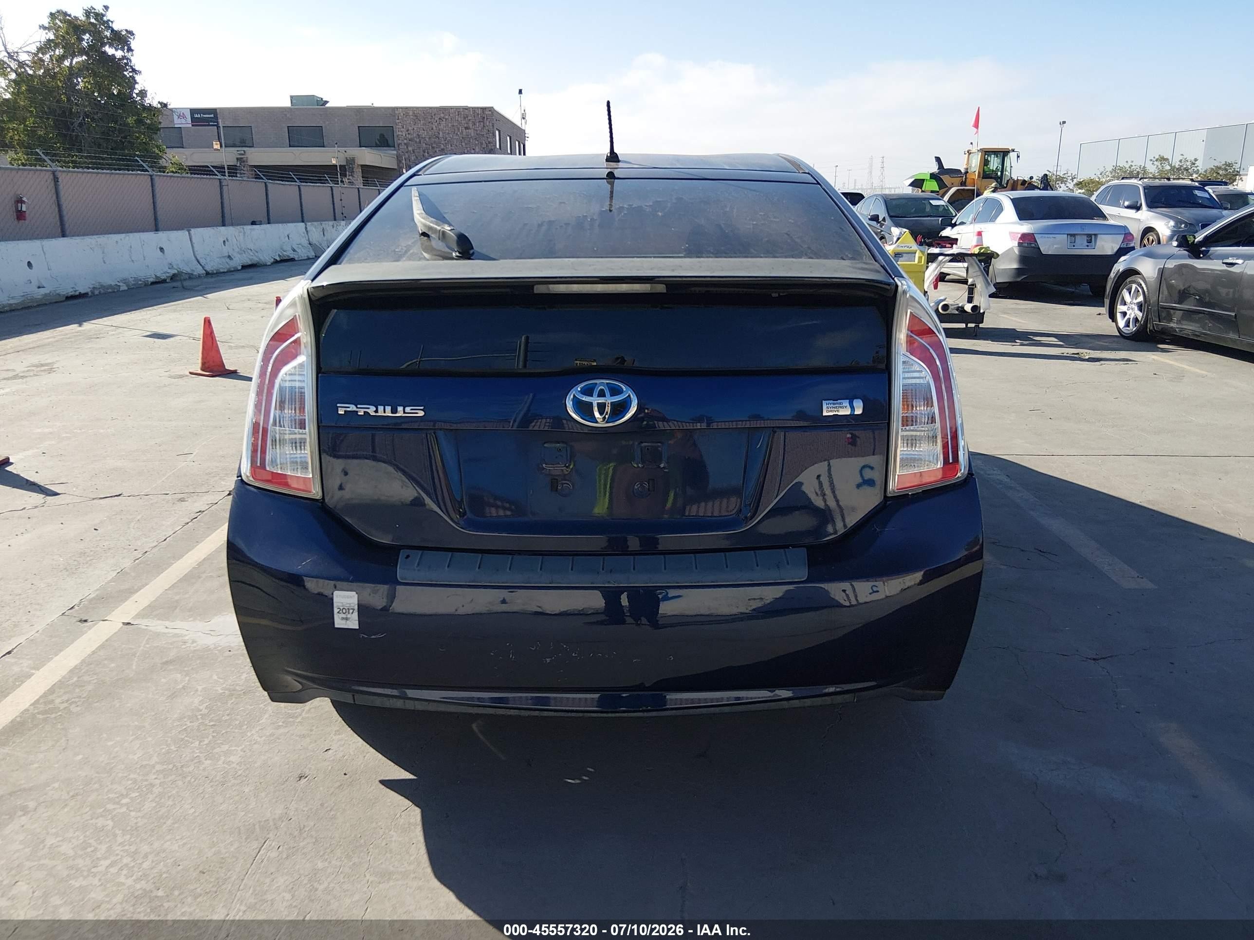 2012 Toyota Prius Two Blue vin: JTDKN3DU6C0333445