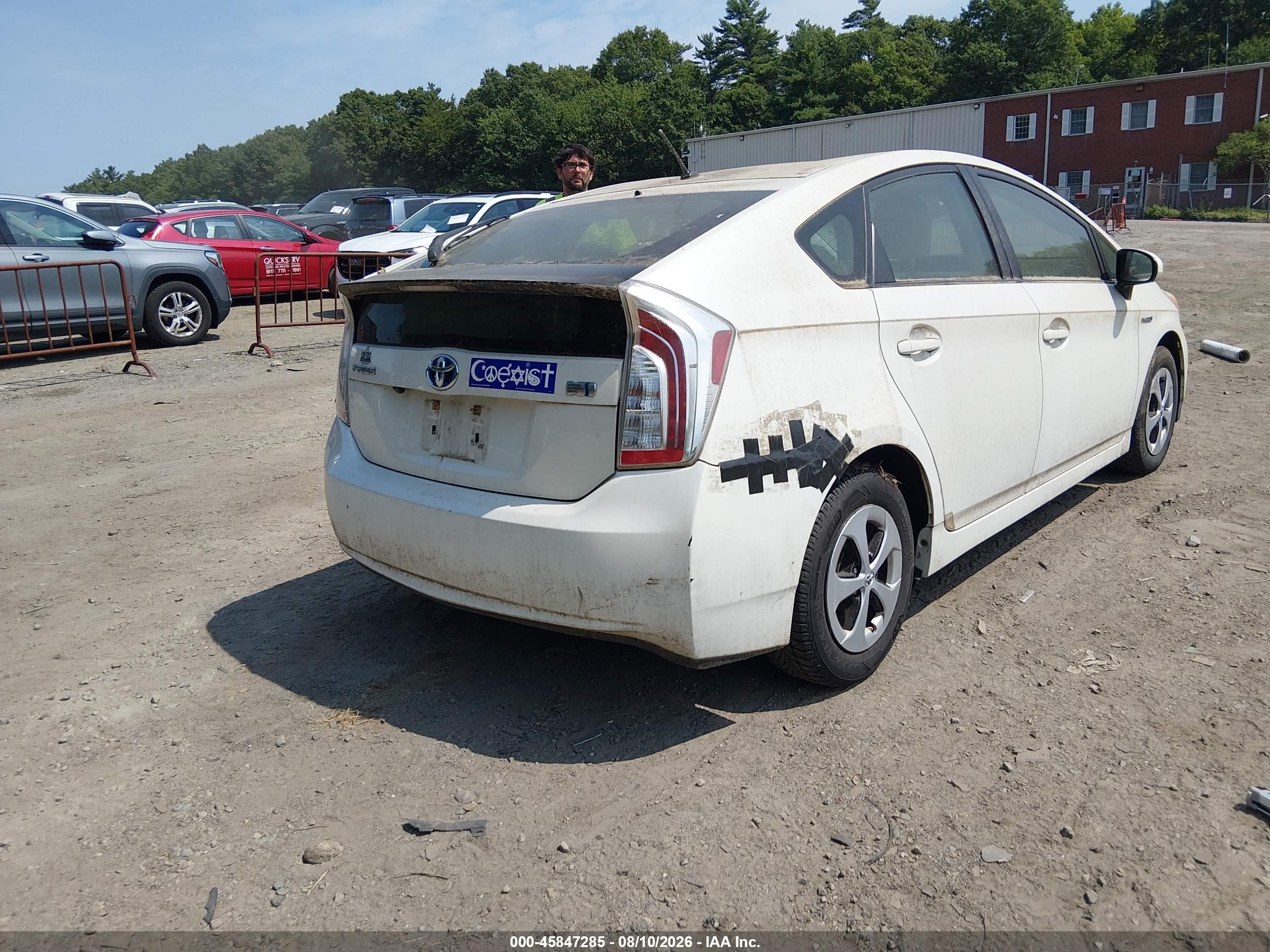 2012 Toyota Prius Two White vin: JTDKN3DU6C1517696