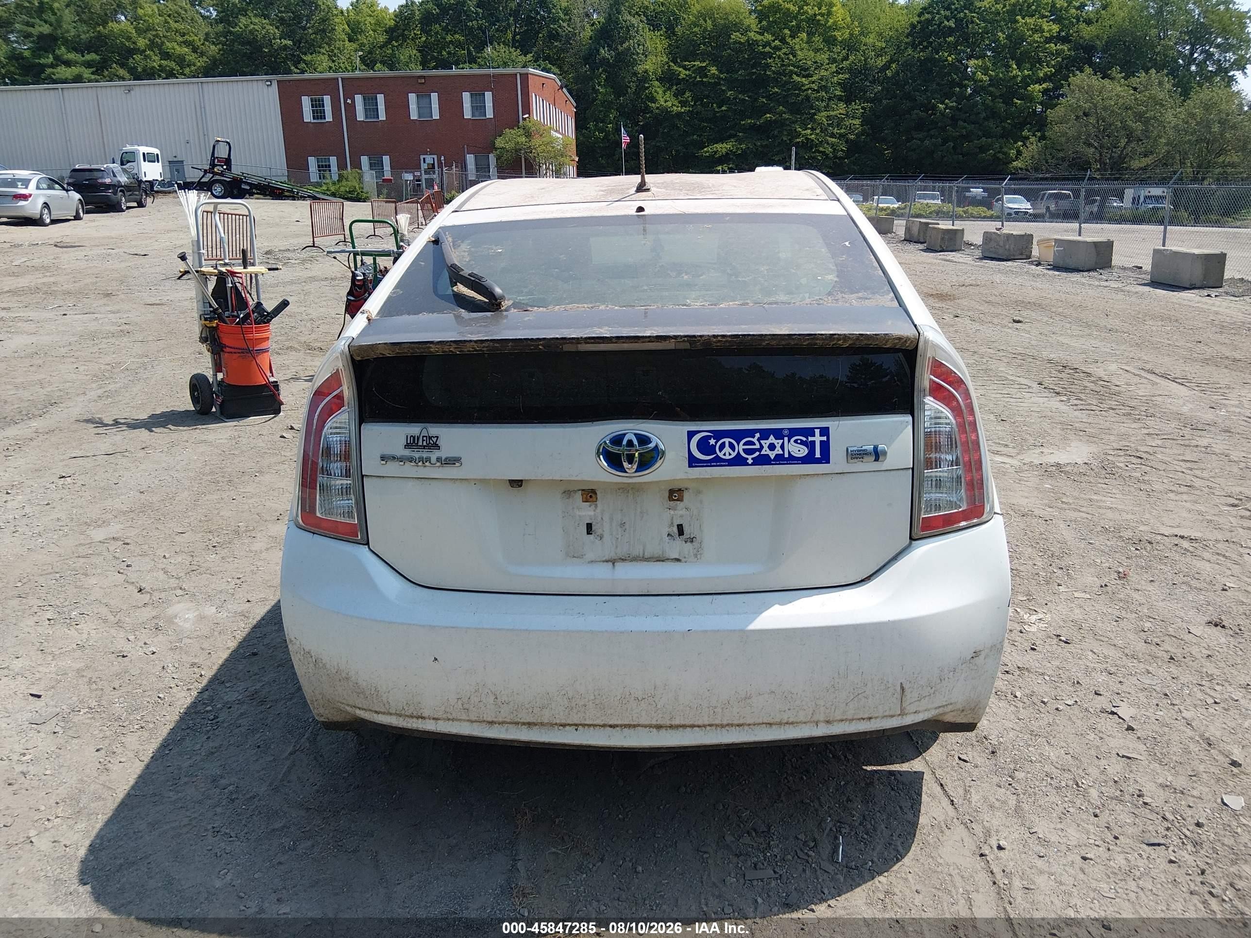 2012 Toyota Prius Two White vin: JTDKN3DU6C1517696