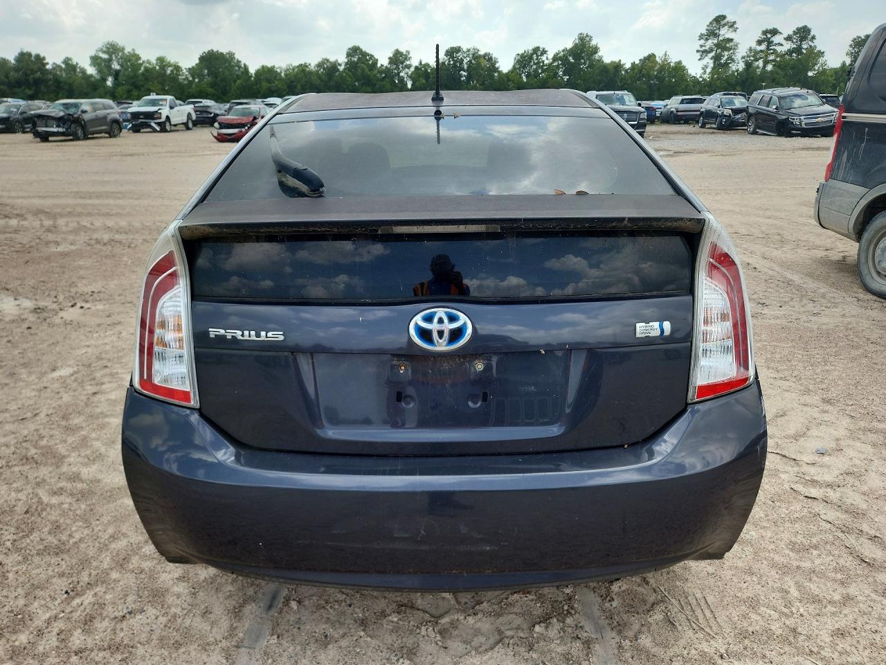 2012 Toyota Prius Two Серый vin: JTDKN3DU6C1547507