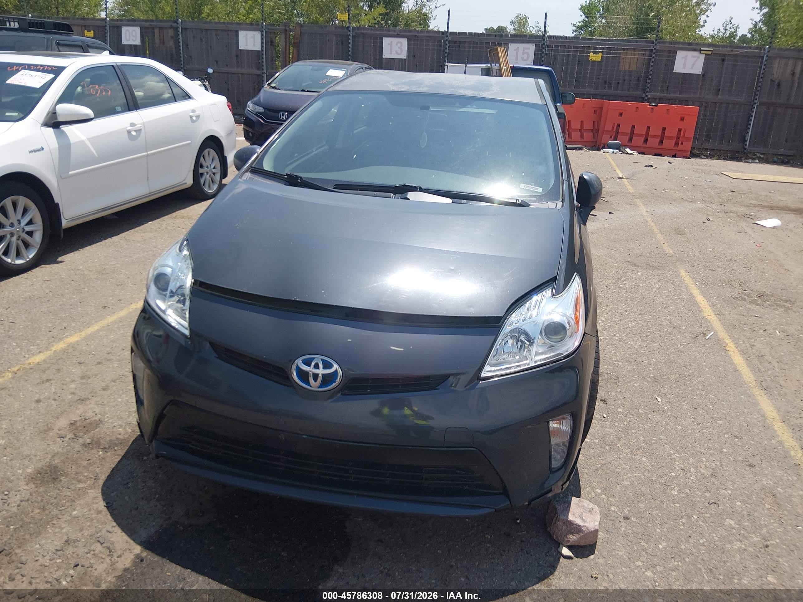 2012 Toyota Prius Three Gray vin: JTDKN3DU6C1558474