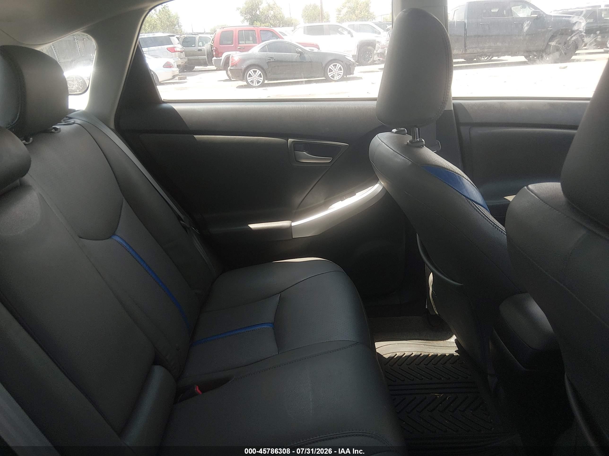 2012 Toyota Prius Three Gray vin: JTDKN3DU6C1558474