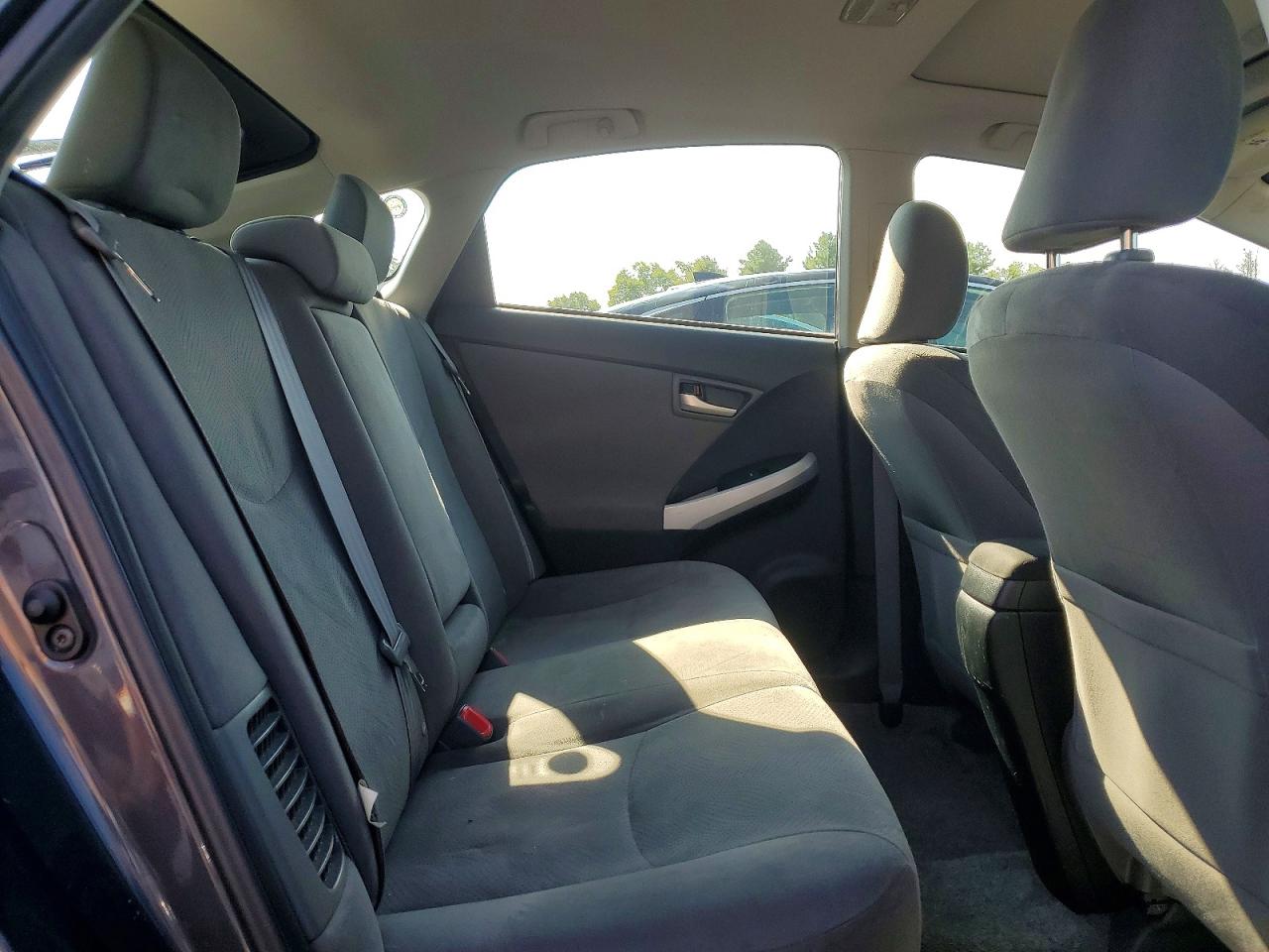 2012 Toyota Prius Three Gray vin: JTDKN3DU6C1562606