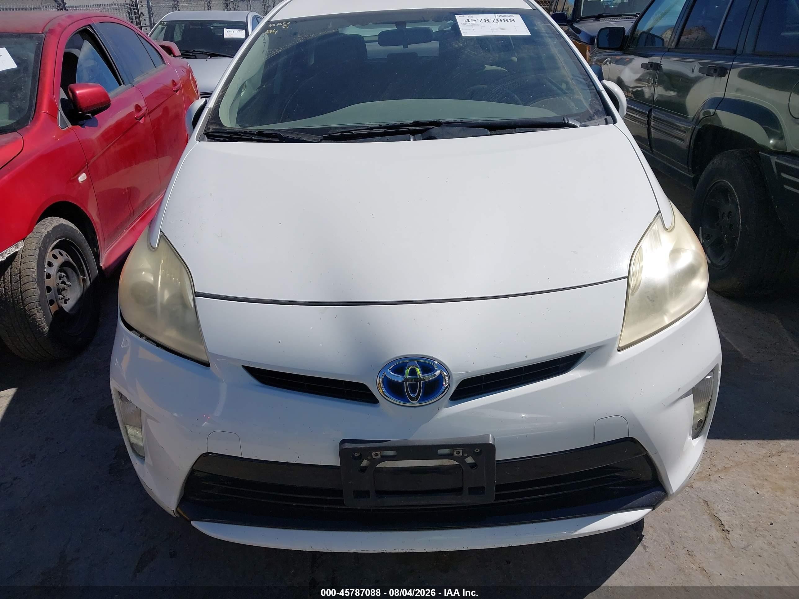 2012 Toyota Prius Two White vin: JTDKN3DU6C1565814