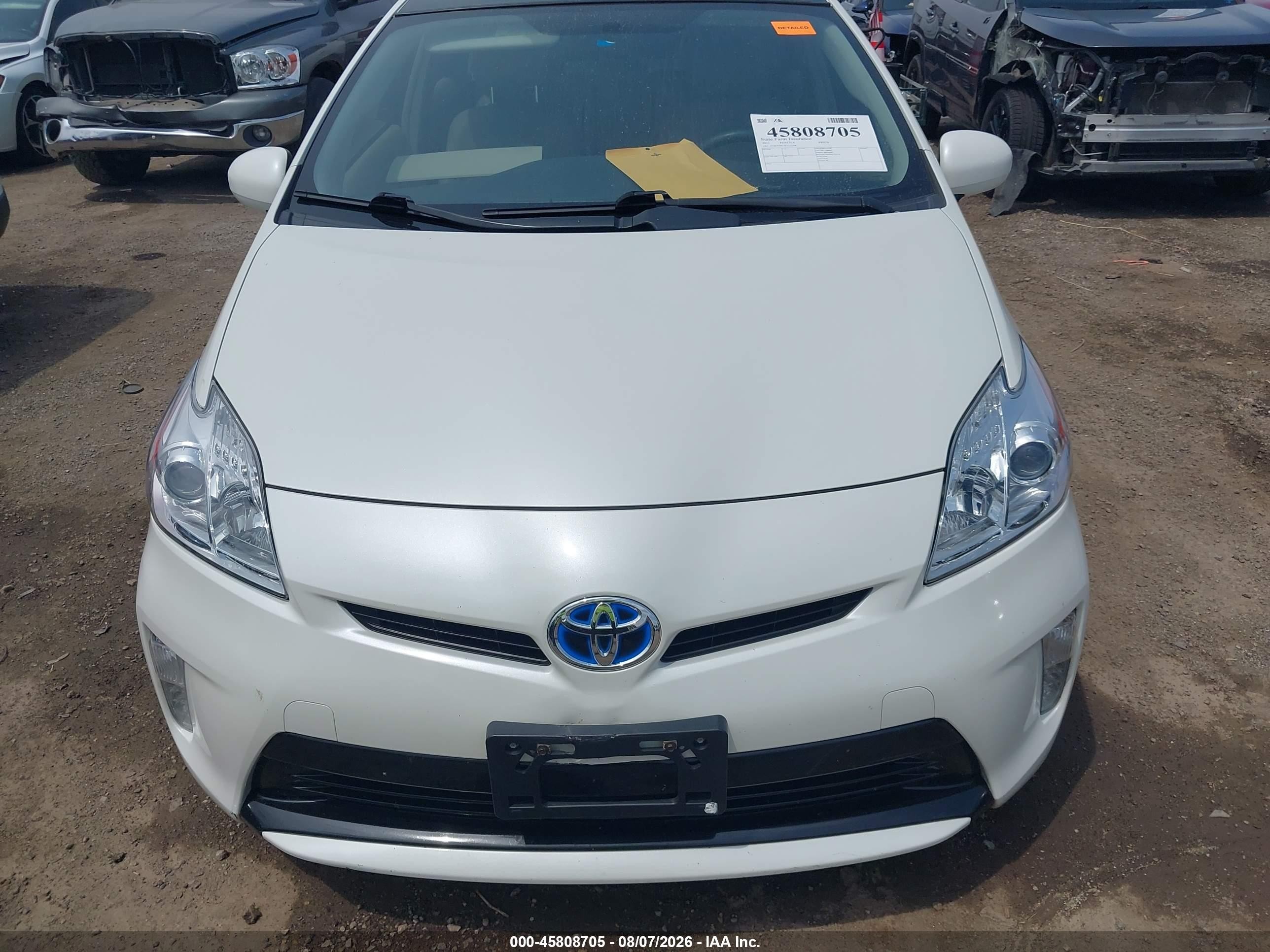 2012 Toyota Prius Three White vin: JTDKN3DU6C1572598