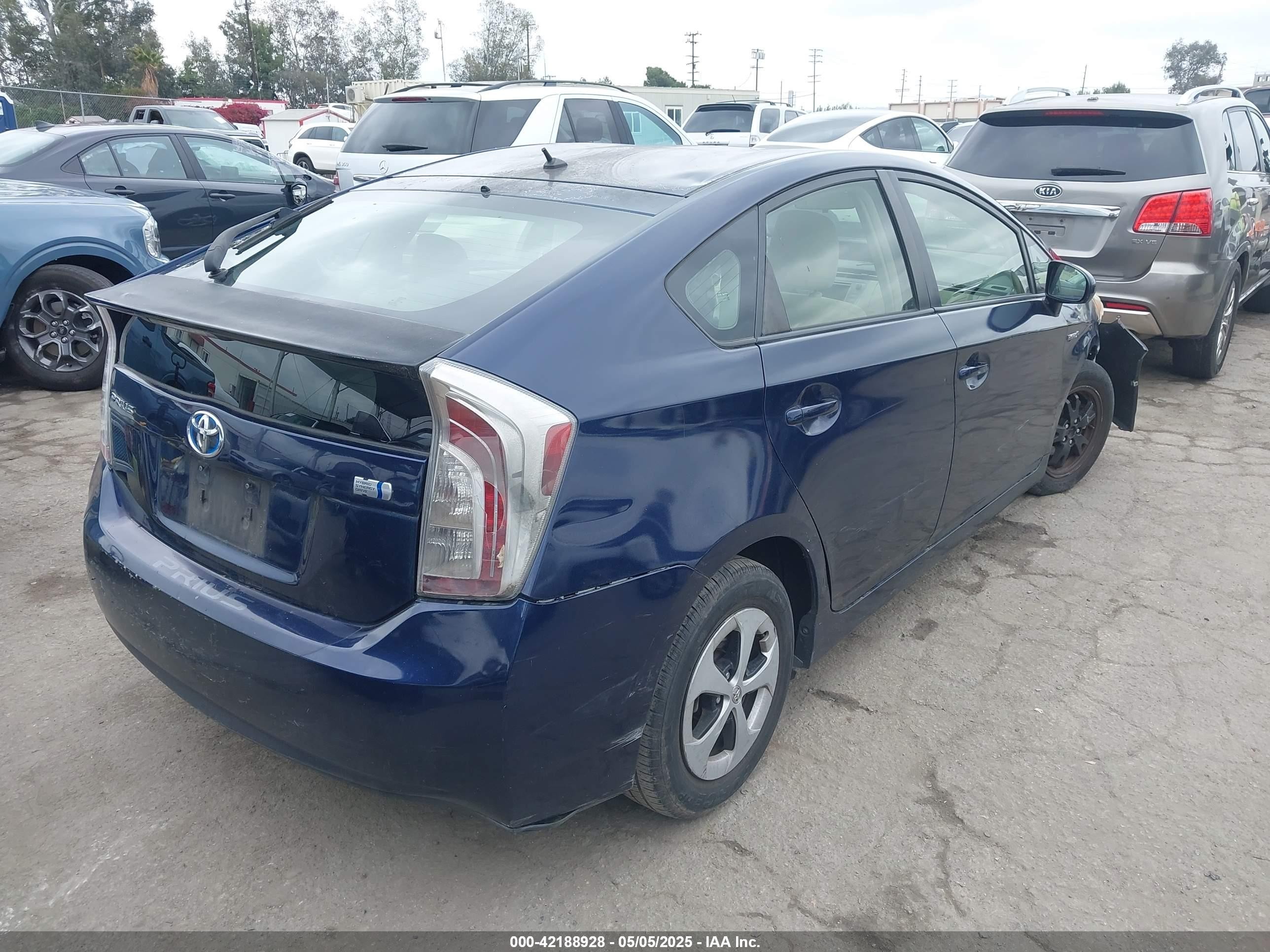 2012 Toyota Prius Two Blue vin: JTDKN3DU6C1582452