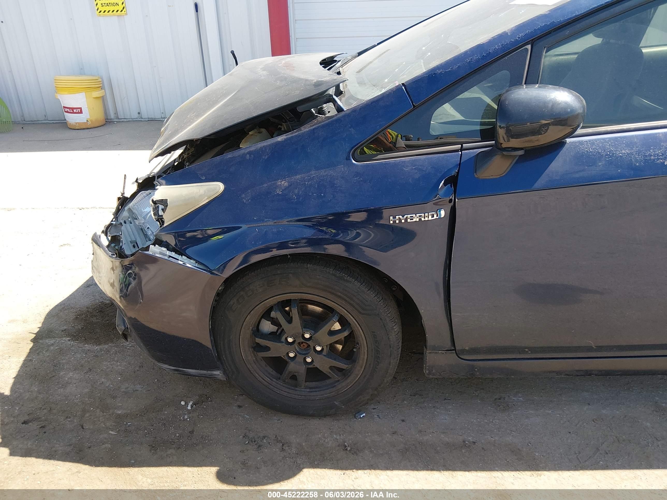 2012 Toyota Prius Three Синий vin: JTDKN3DU6C1601243