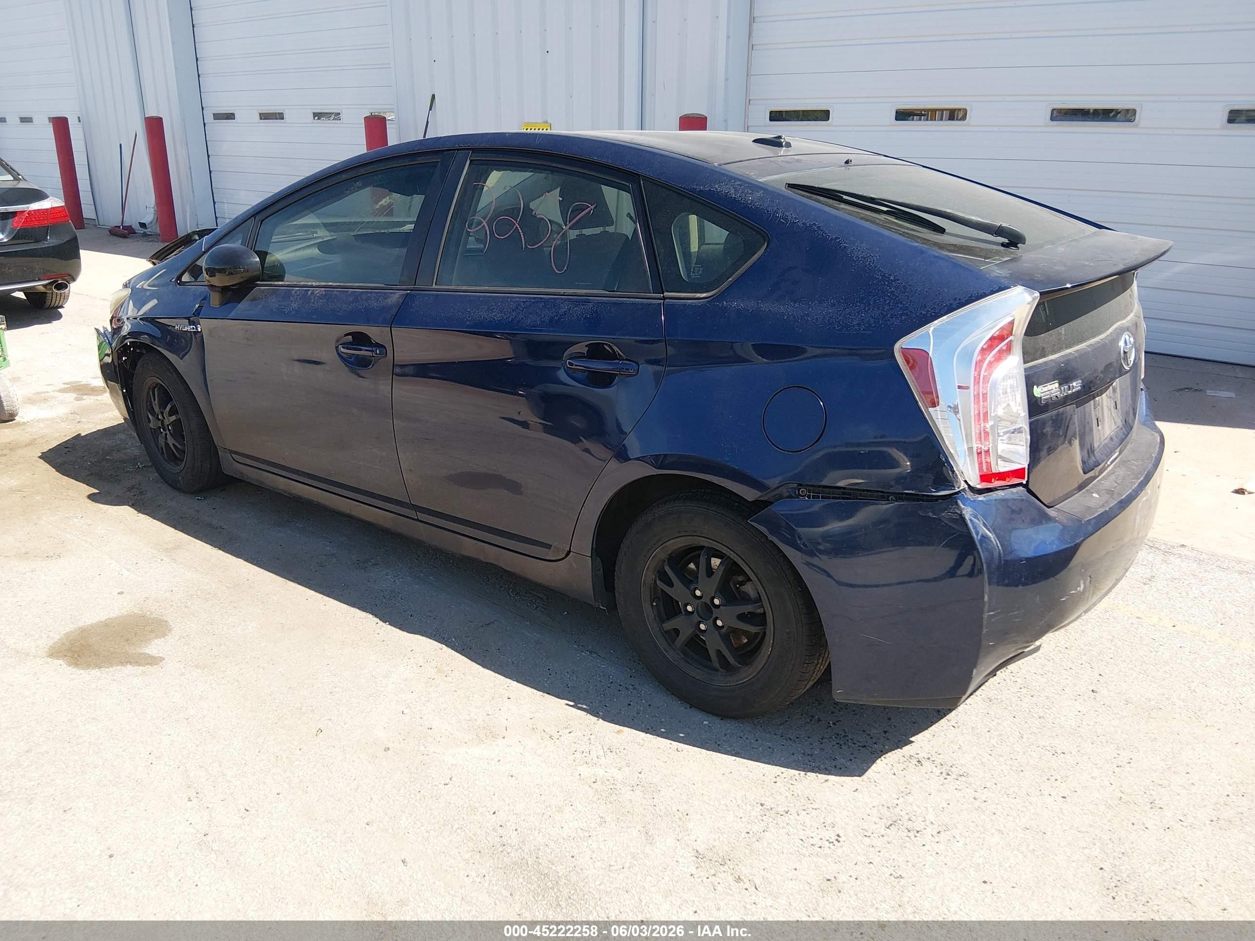 2012 Toyota Prius Three Синий vin: JTDKN3DU6C1601243