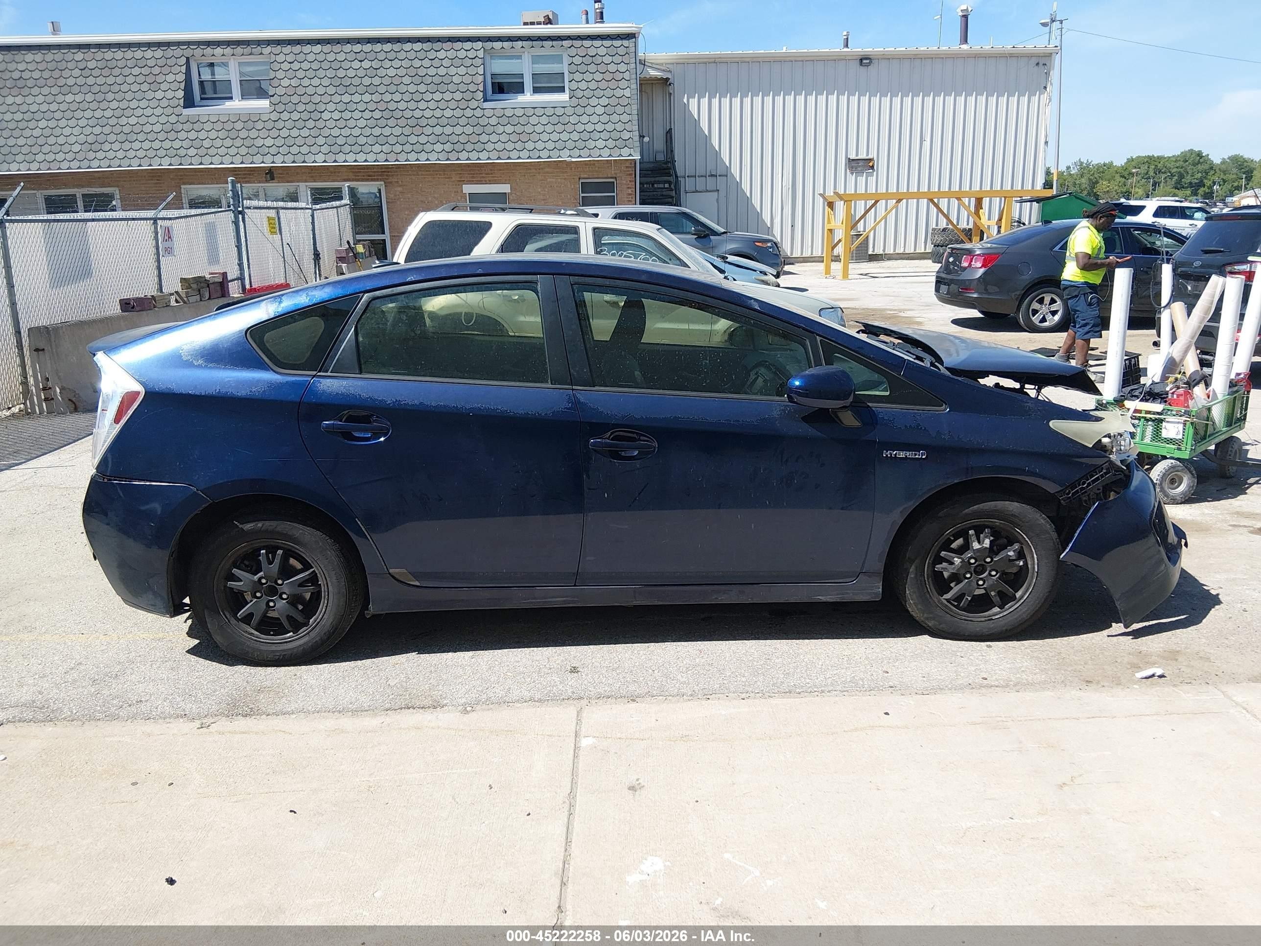 2012 Toyota Prius Three Синий vin: JTDKN3DU6C1601243