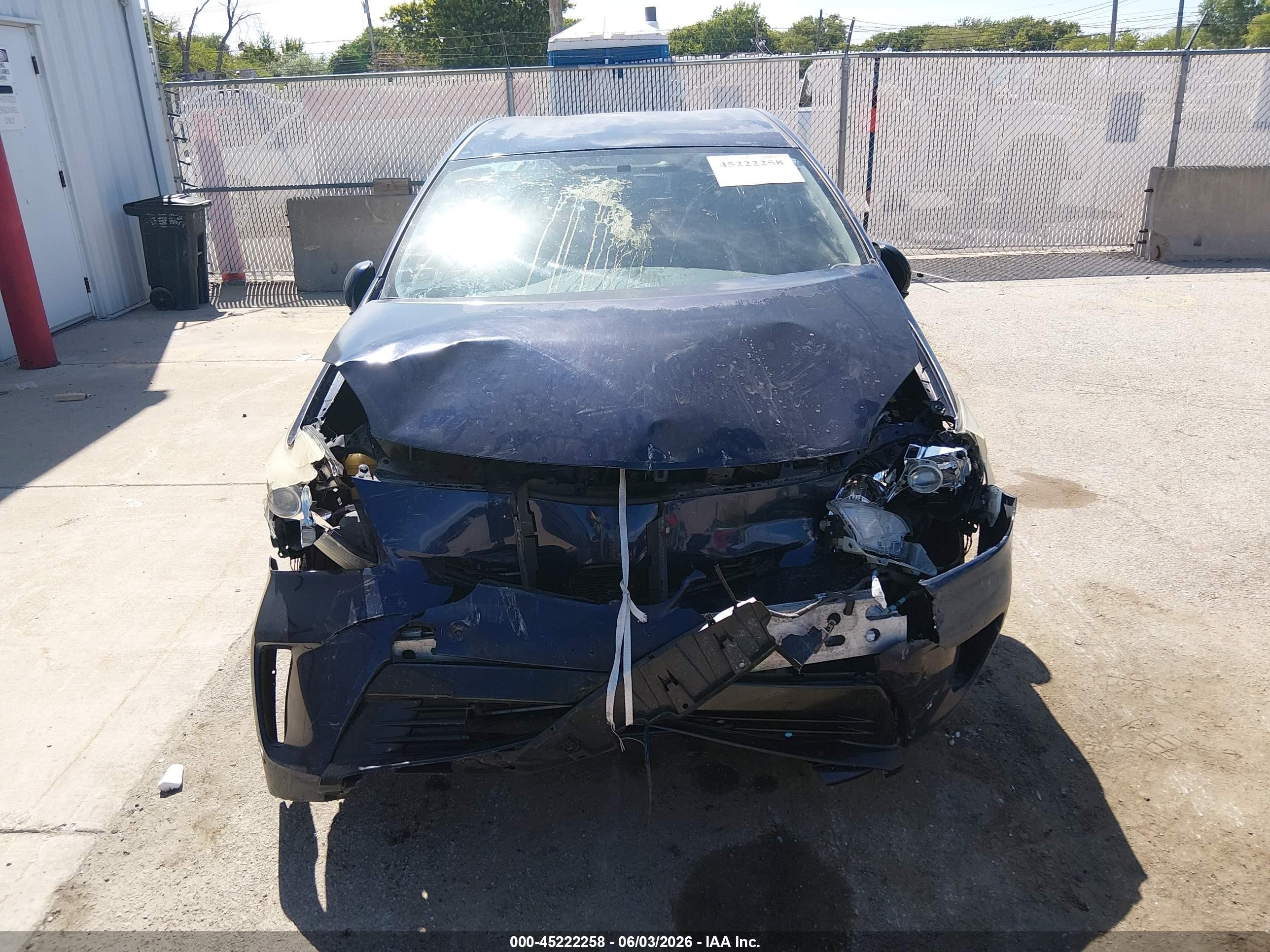 2012 Toyota Prius Three Синий vin: JTDKN3DU6C1601243