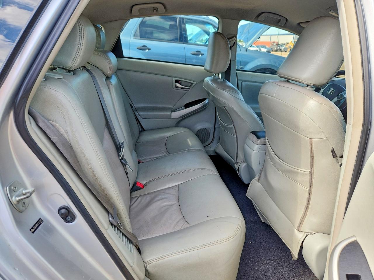2012 Toyota Prius Three Silver vin: JTDKN3DU6C5379912