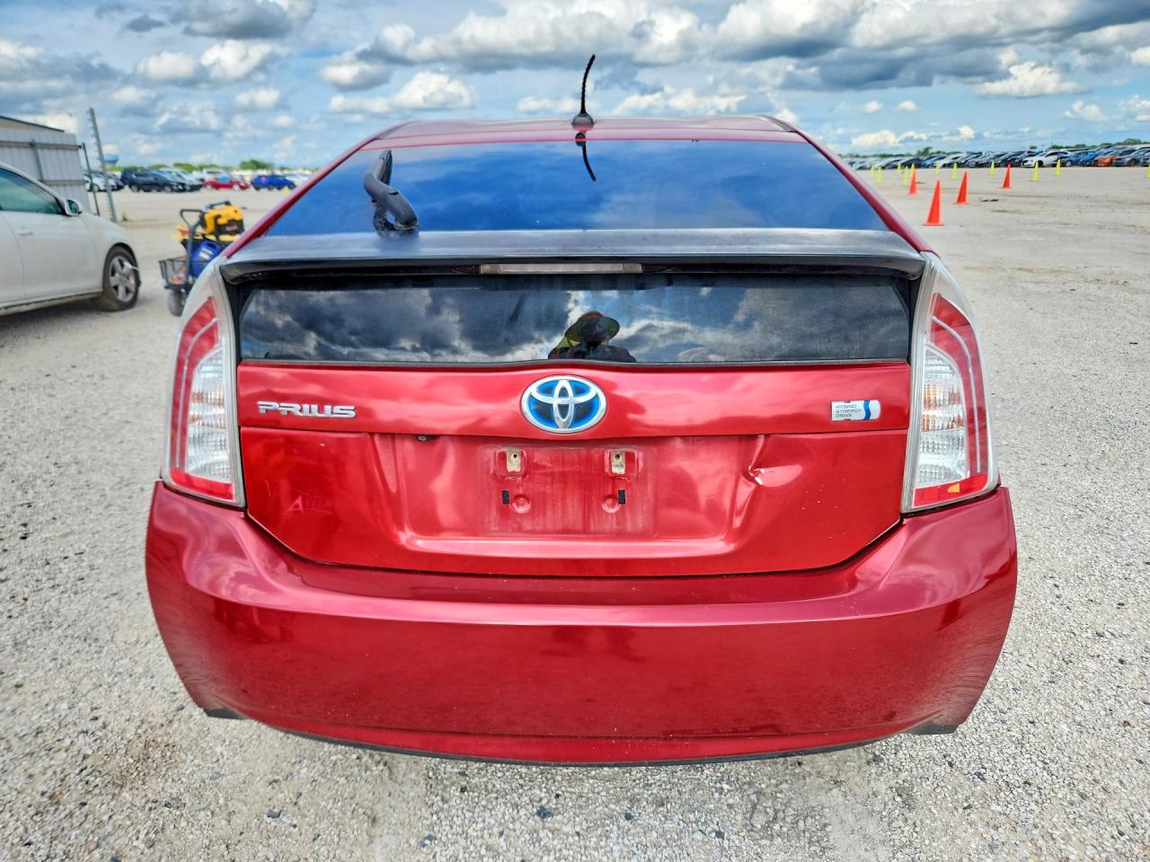 2012 Toyota Prius Three Red vin: JTDKN3DU6C5388593