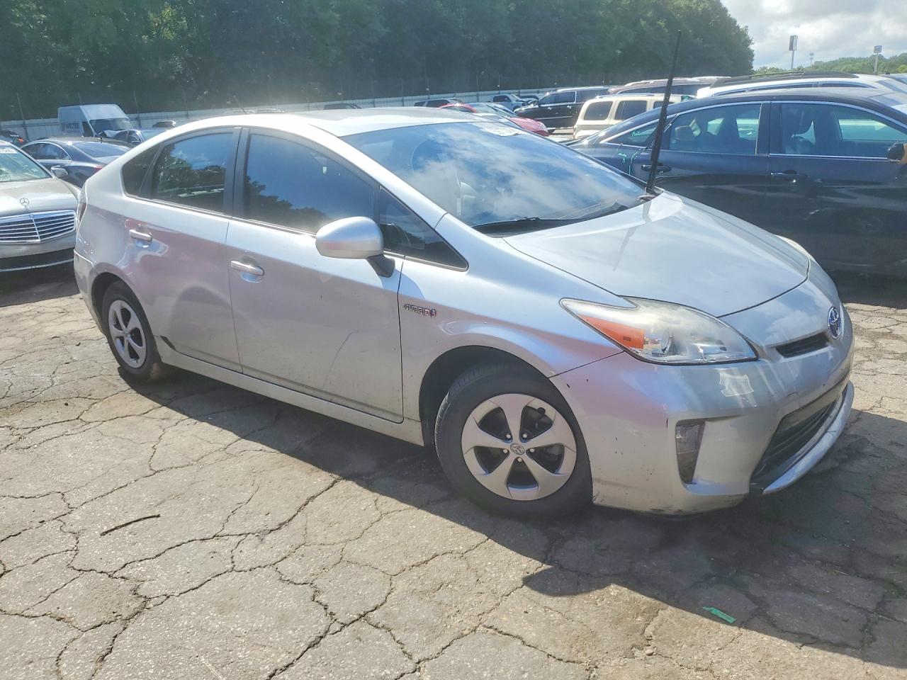 2012 Toyota Prius Three Silver vin: JTDKN3DU6C5393860