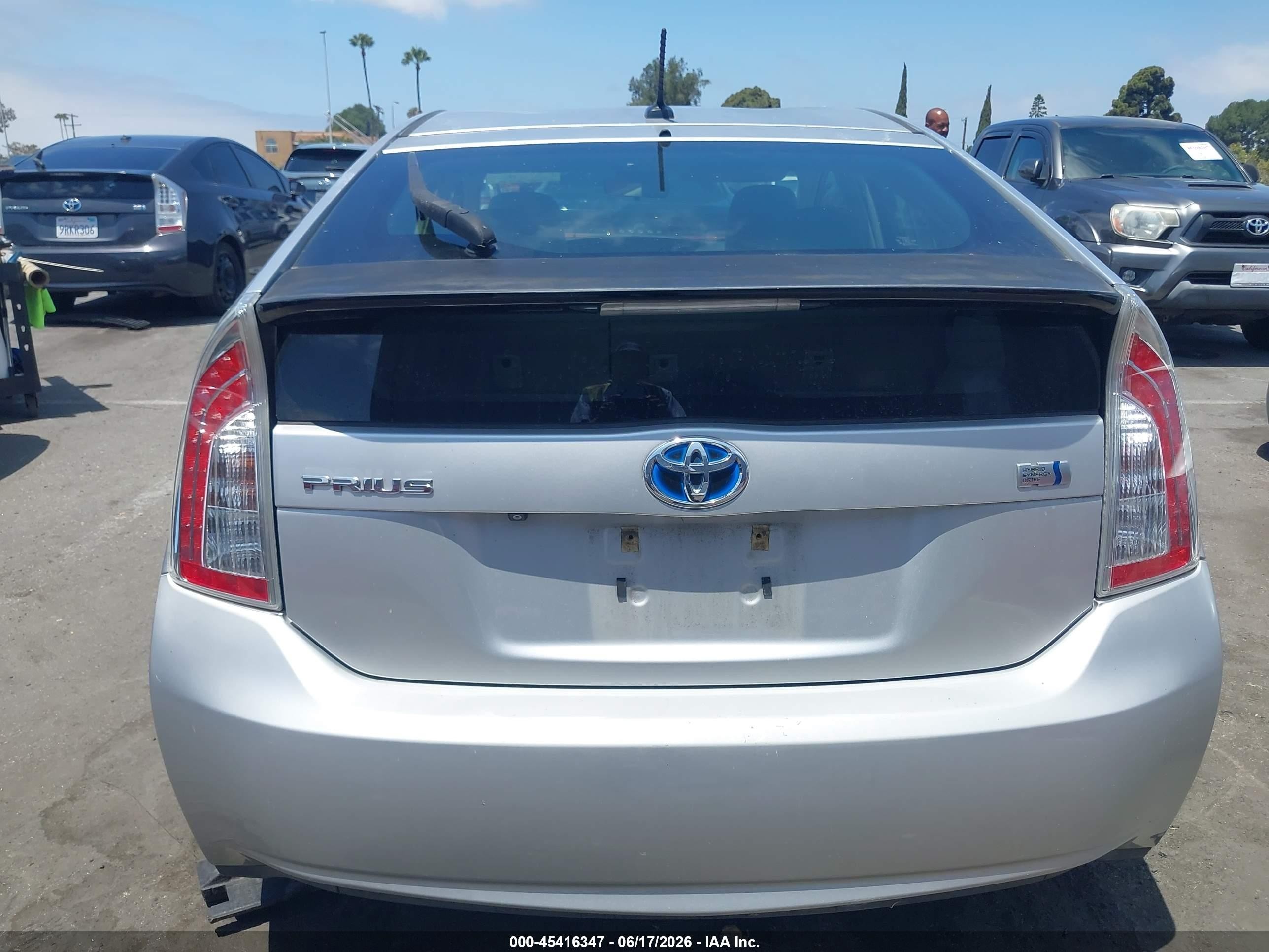 2012 Toyota Prius Three Silver vin: JTDKN3DU6C5415372