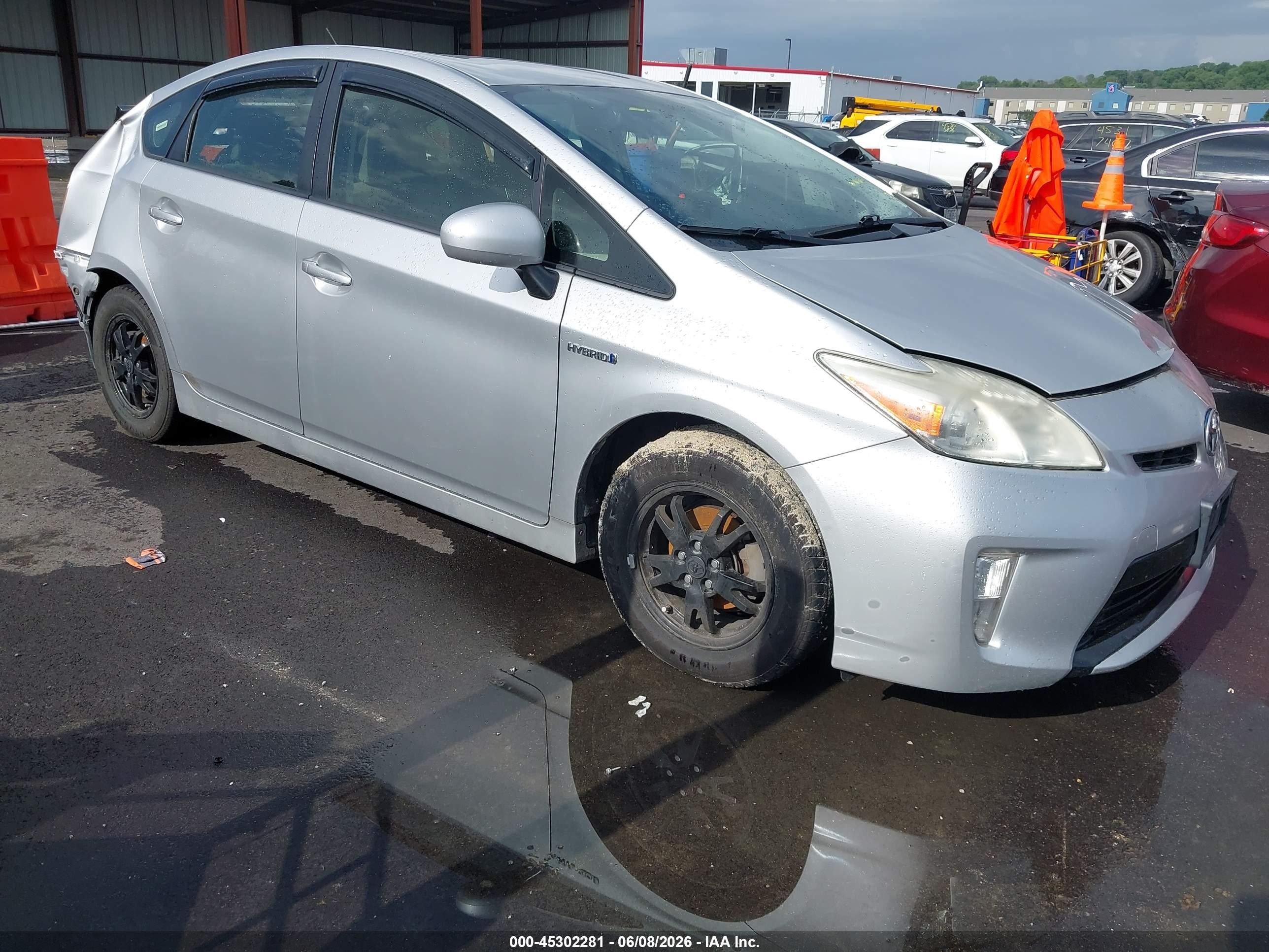 2012 Toyota Prius Two Silver vin: JTDKN3DU6C5420944