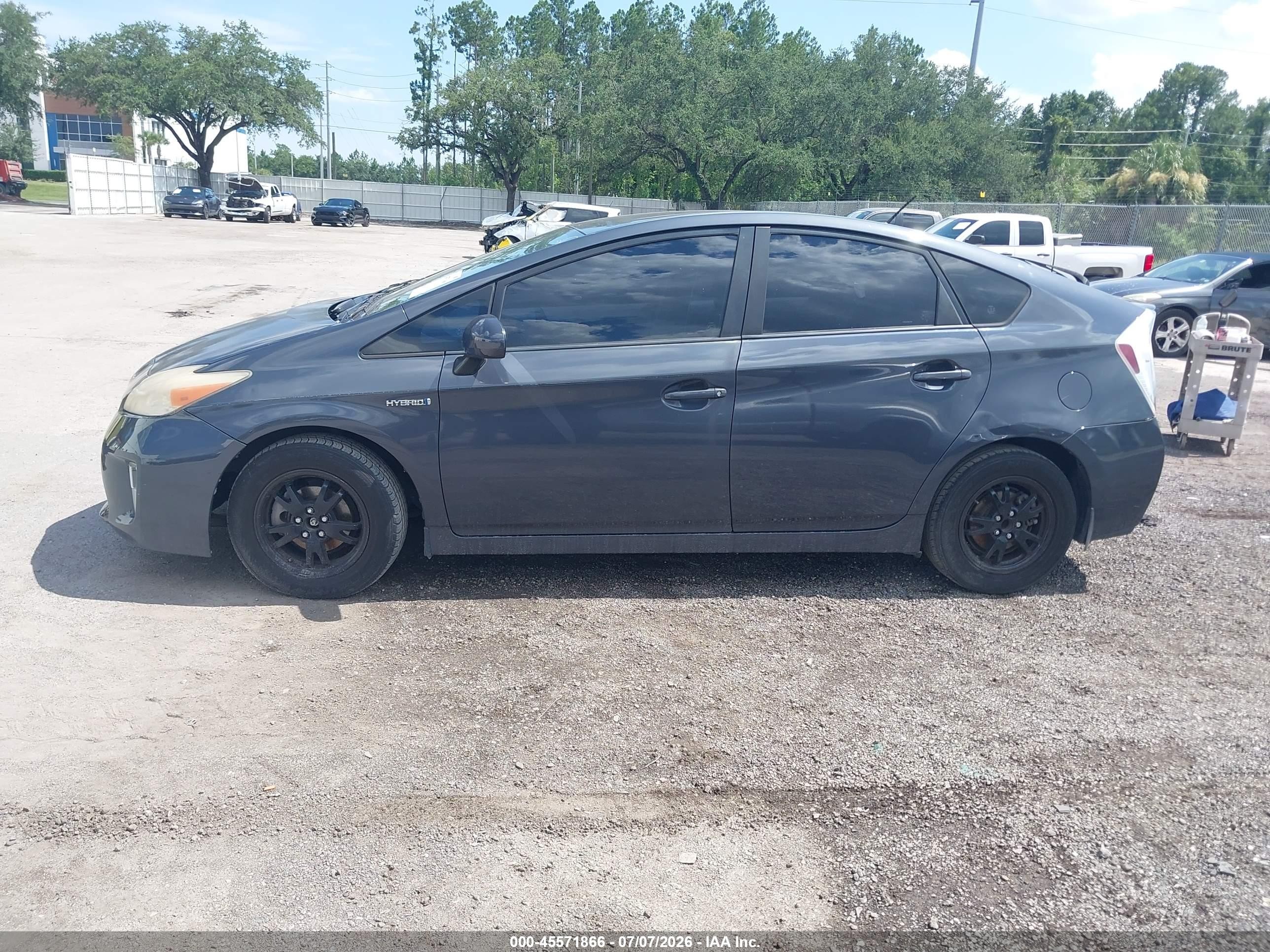 2012 Toyota Prius Two Gray vin: JTDKN3DU6C5430941