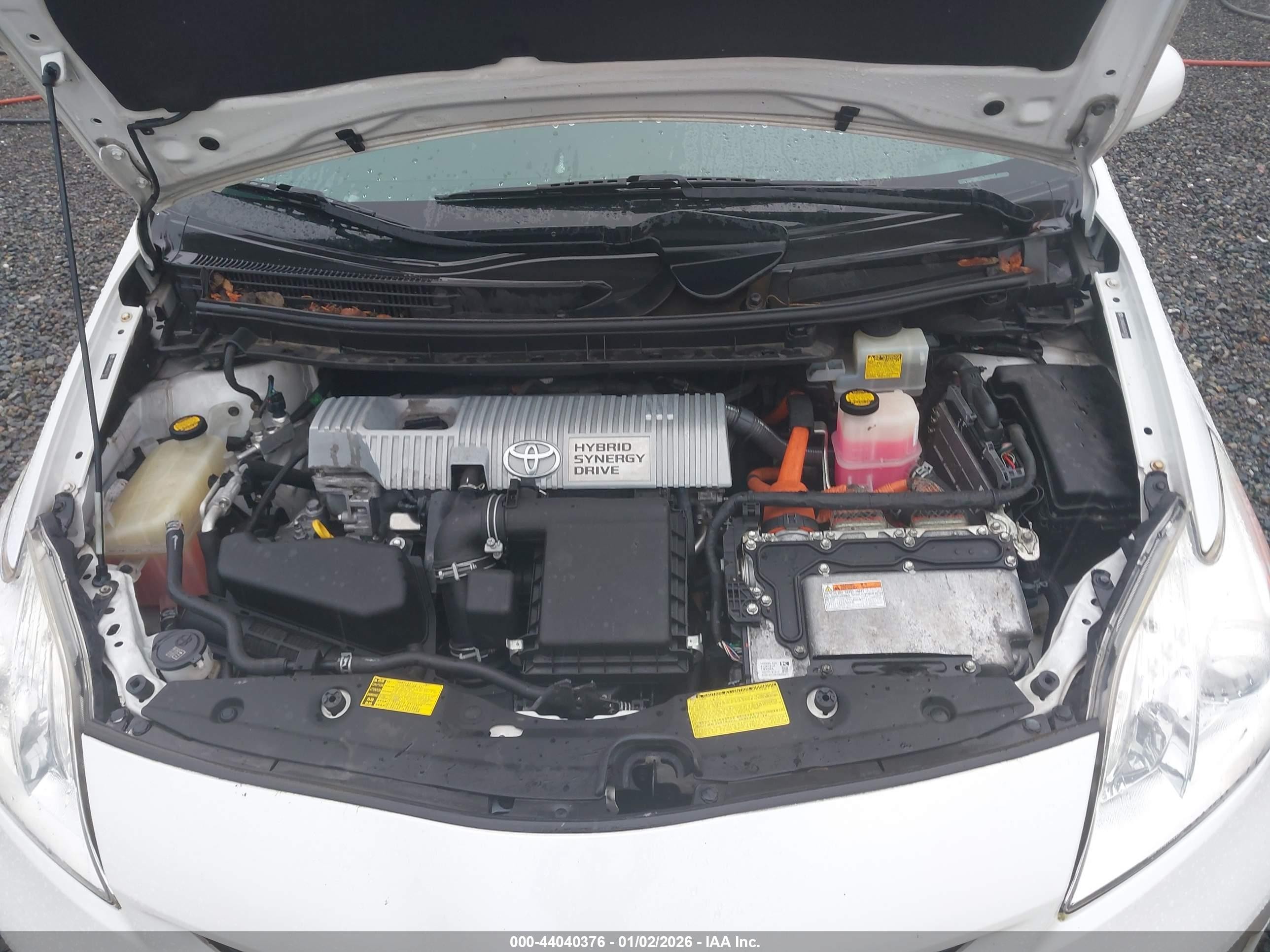 2012 Toyota Prius Two Белый vin: JTDKN3DU6C5437629