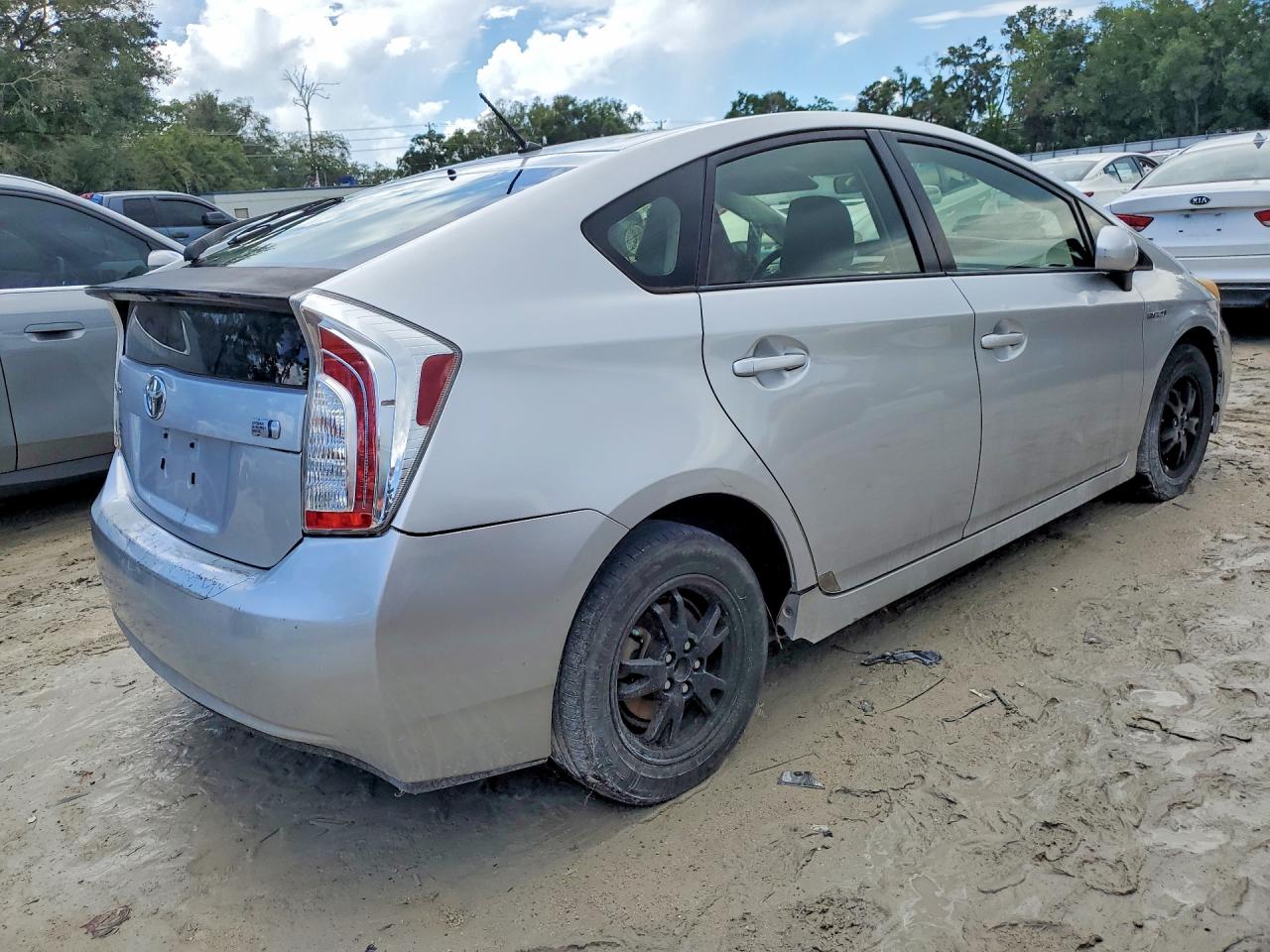 2012 Toyota Prius Two Silver vin: JTDKN3DU6C5475328