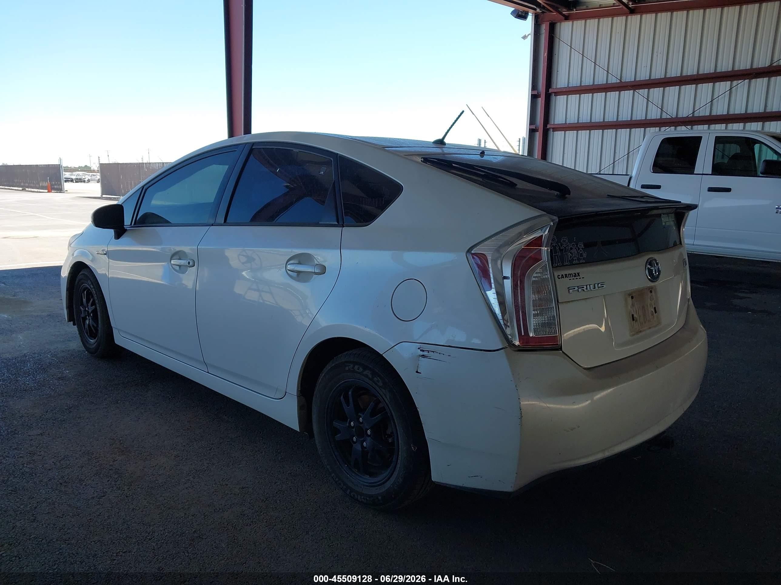 2012 Toyota Prius Two White vin: JTDKN3DU6C5483204