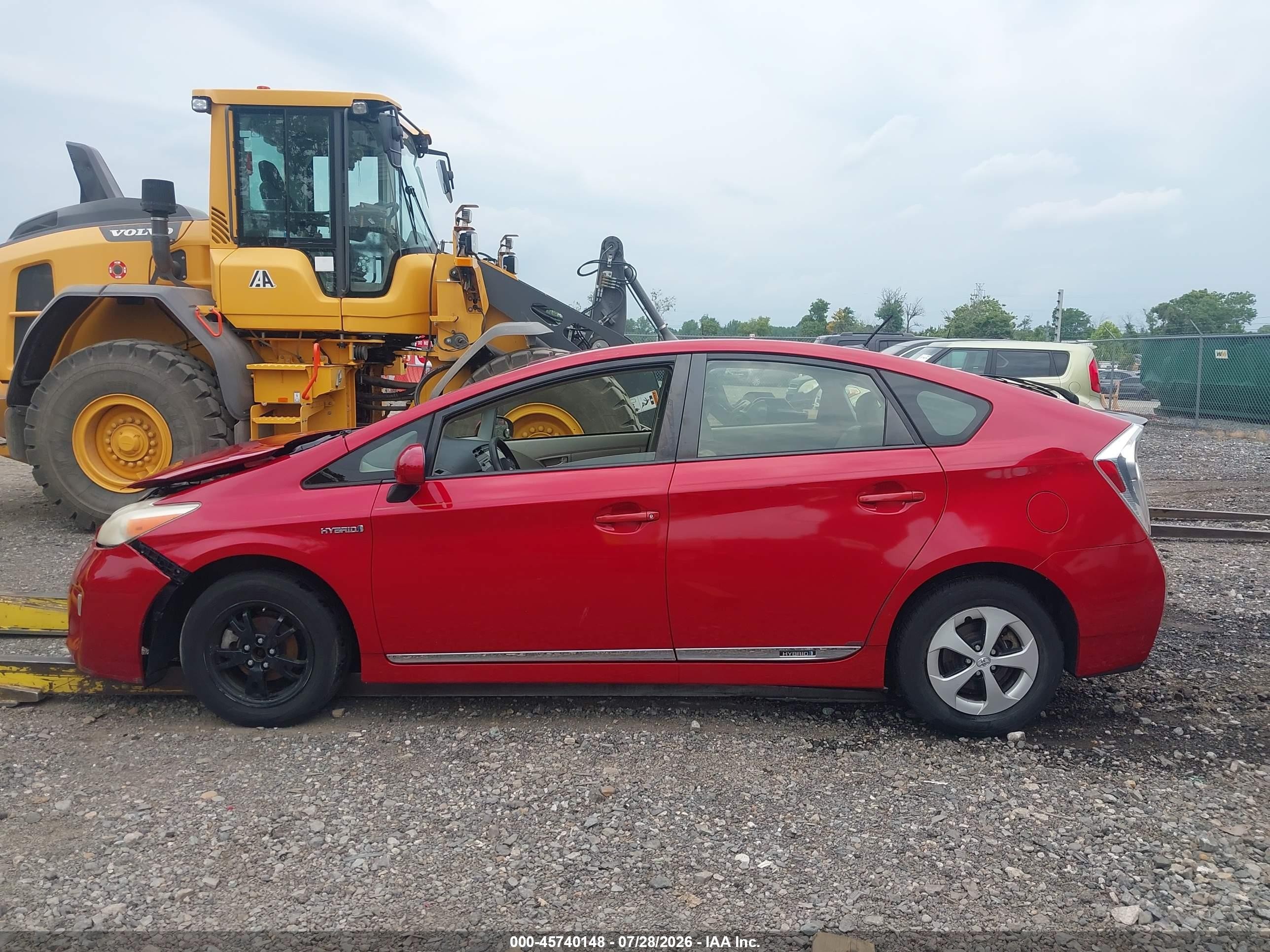 2012 Toyota Prius Three Red vin: JTDKN3DU6C5489133