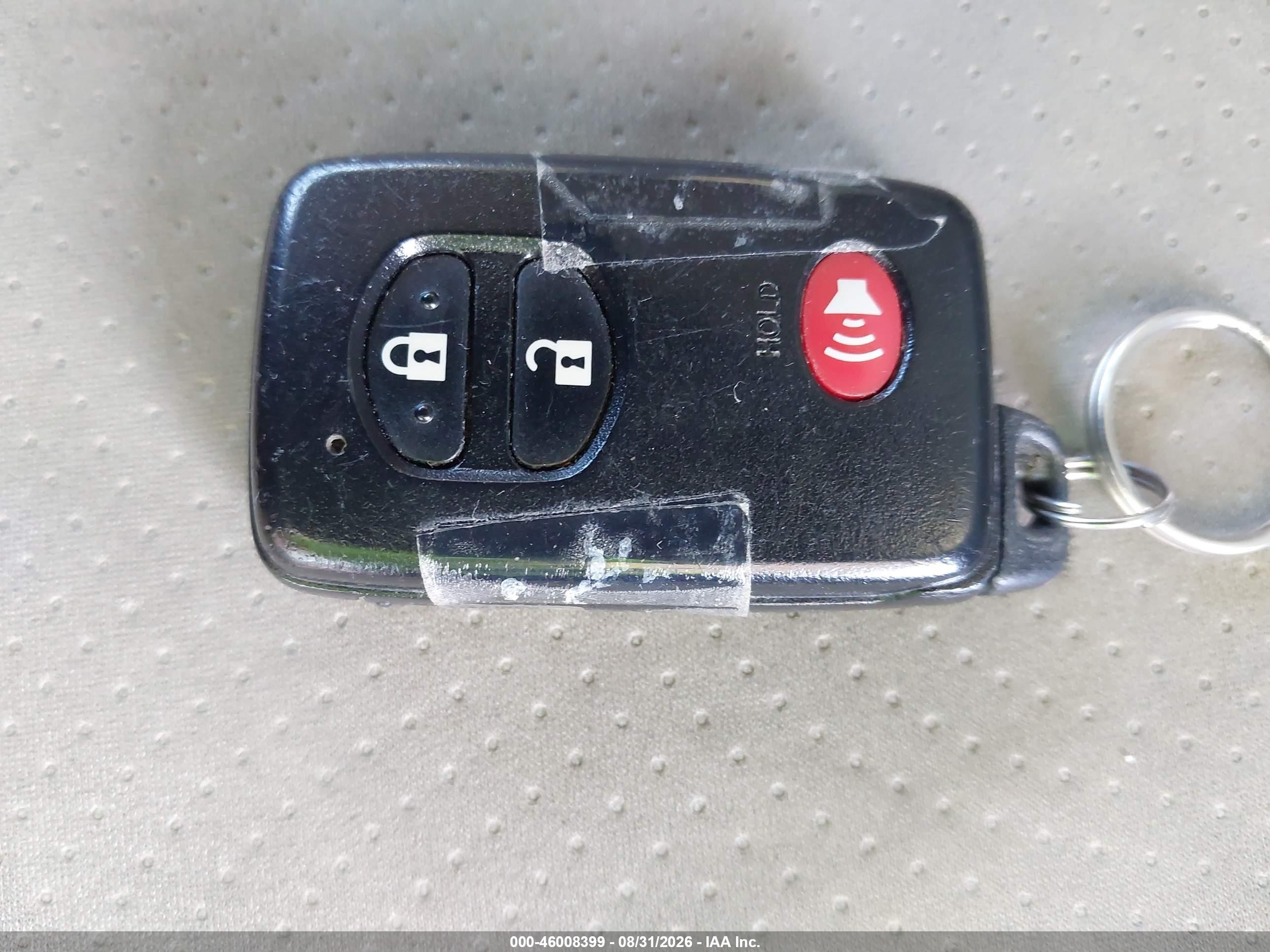 2012 Toyota Prius Two White vin: JTDKN3DU6C5515259