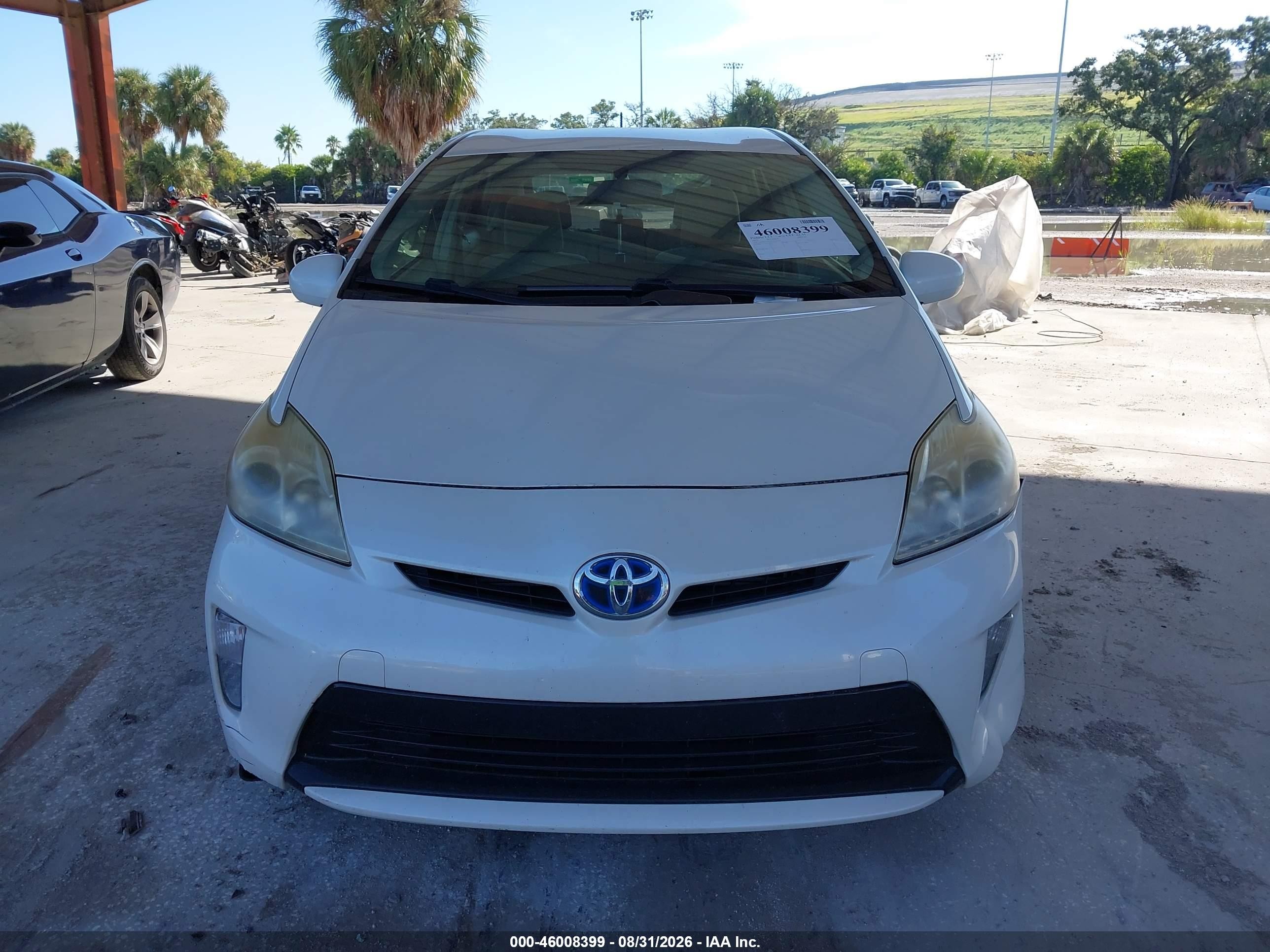 2012 Toyota Prius Two White vin: JTDKN3DU6C5515259