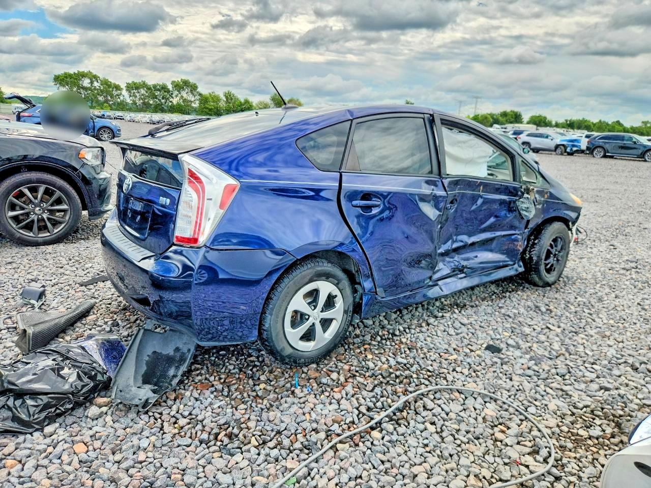 2013 Toyota Prius Three Blue vin: JTDKN3DU6D0337612