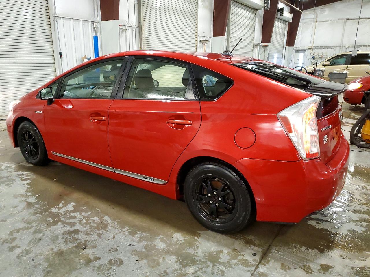 2013 Toyota Prius Three Red vin: JTDKN3DU6D0342017