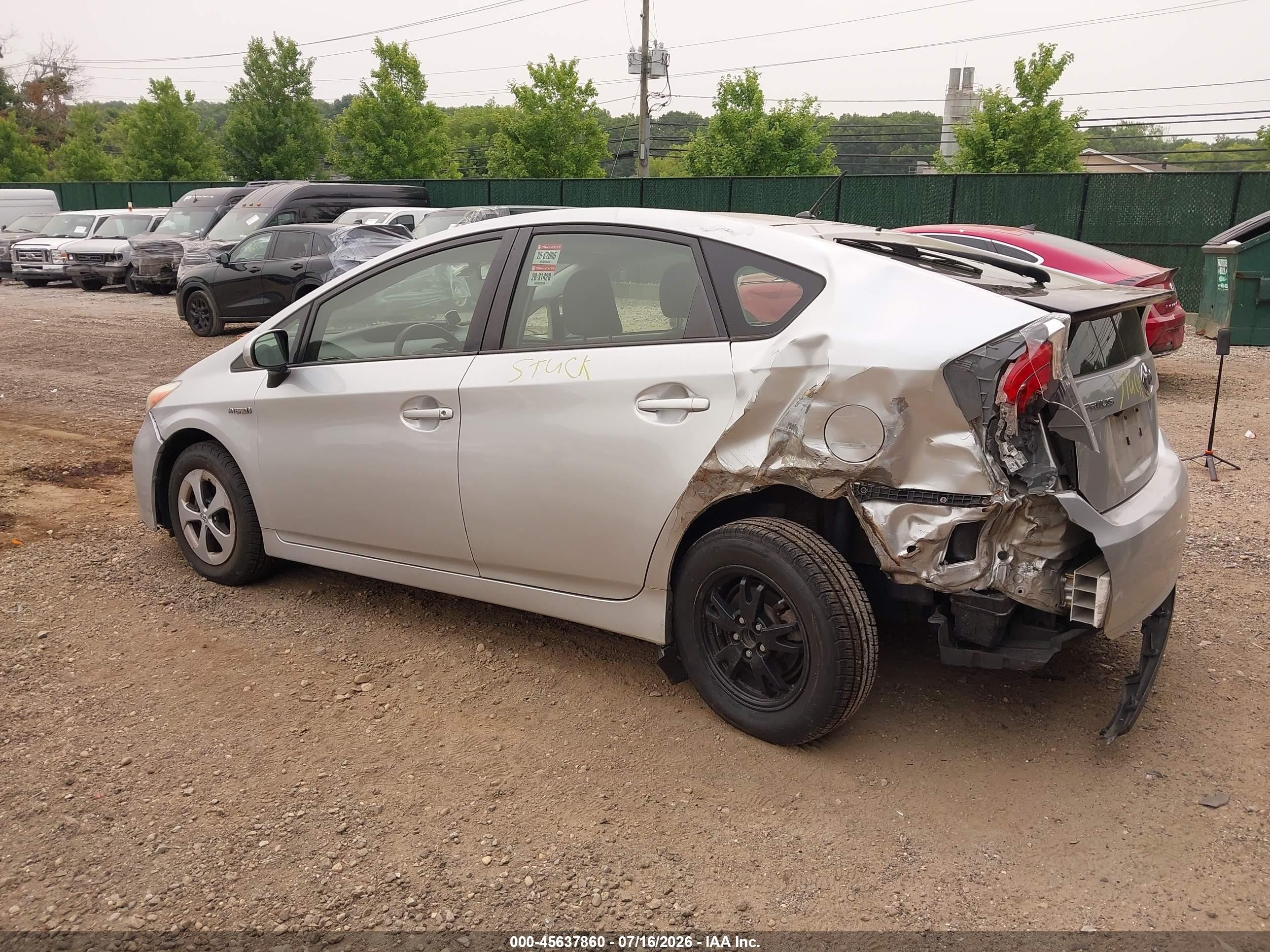 2013 Toyota Prius Two Серый vin: JTDKN3DU6D0345743
