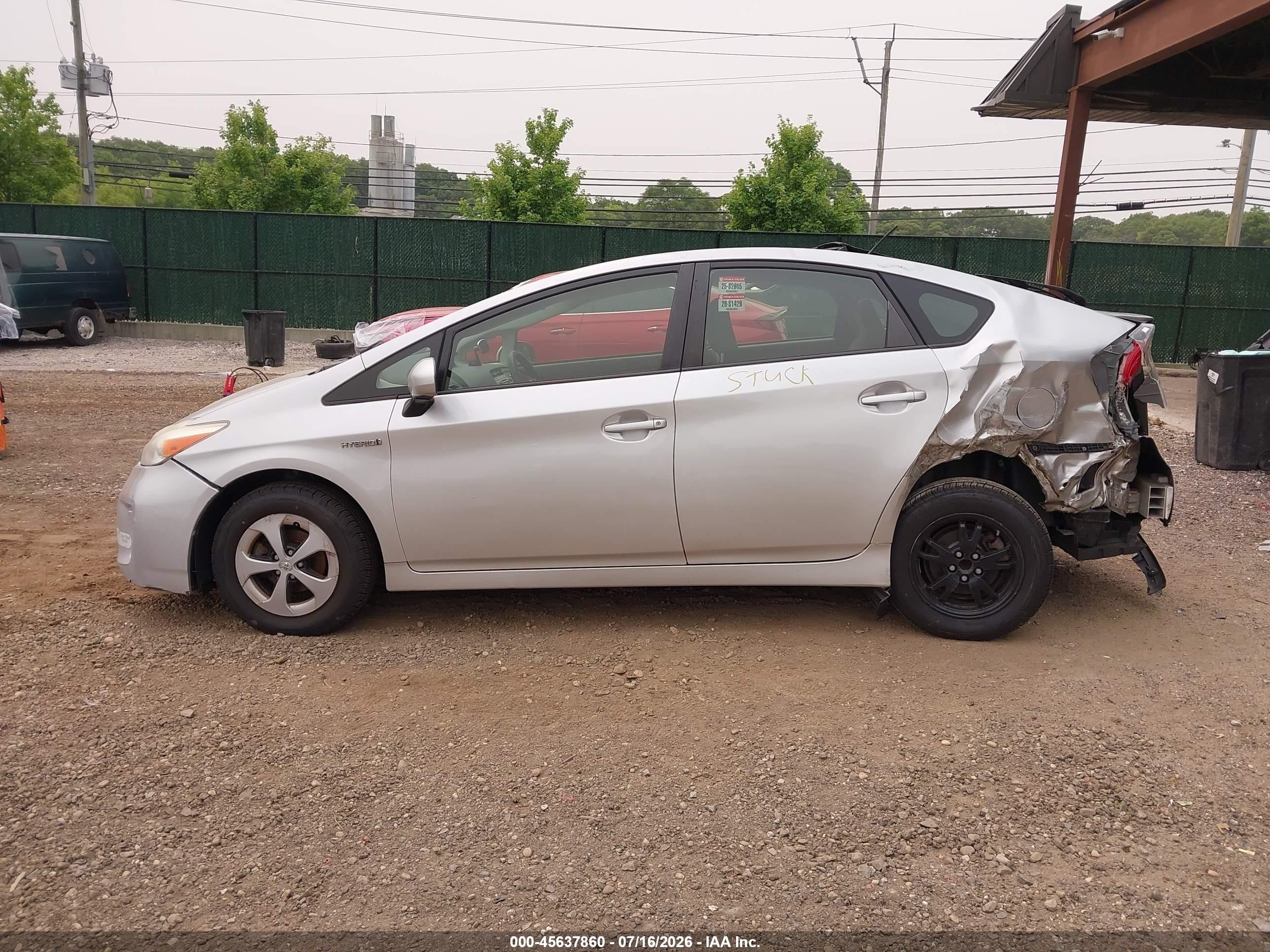 2013 Toyota Prius Two Серый vin: JTDKN3DU6D0345743