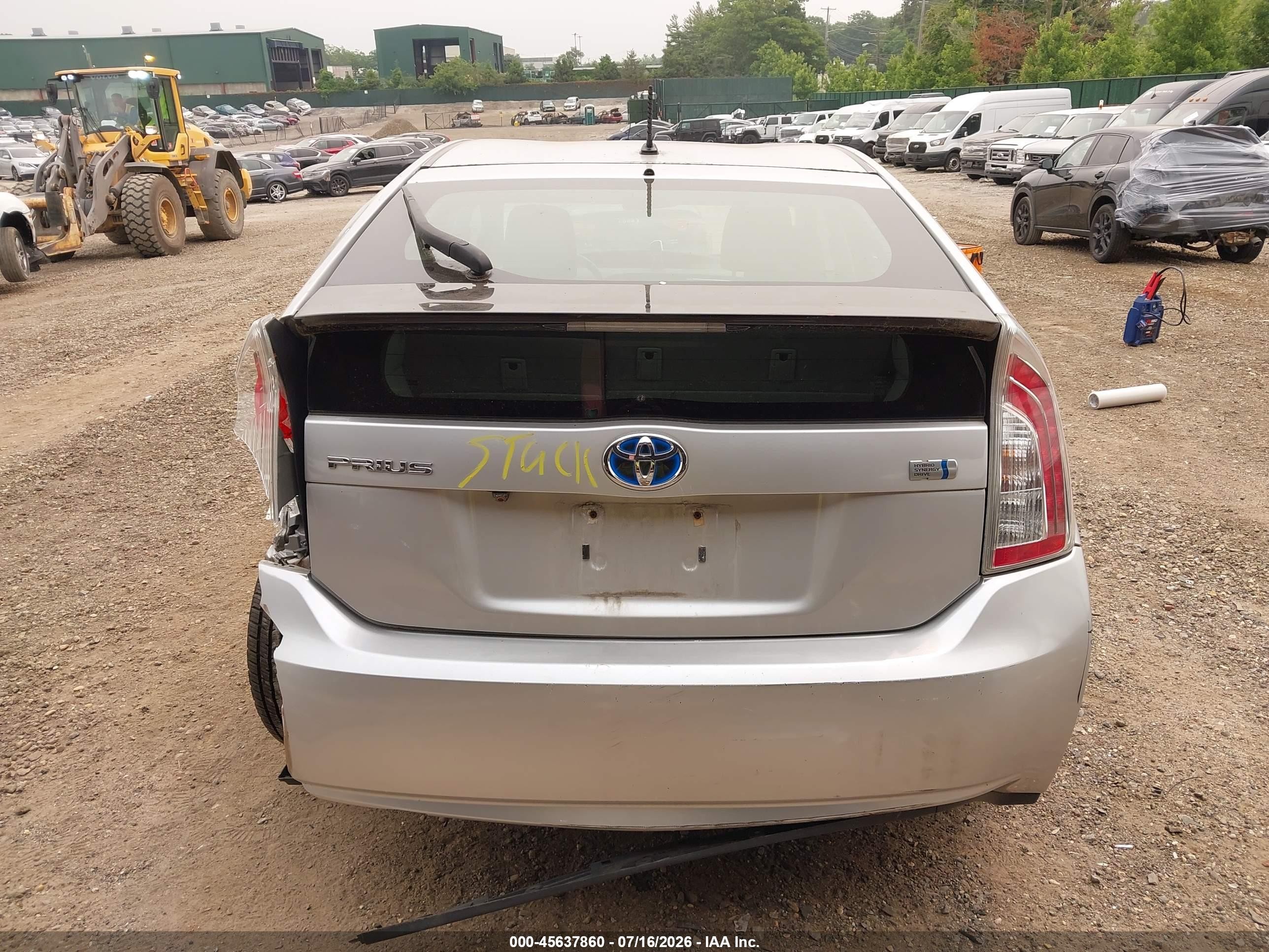 2013 Toyota Prius Two Серый vin: JTDKN3DU6D0345743