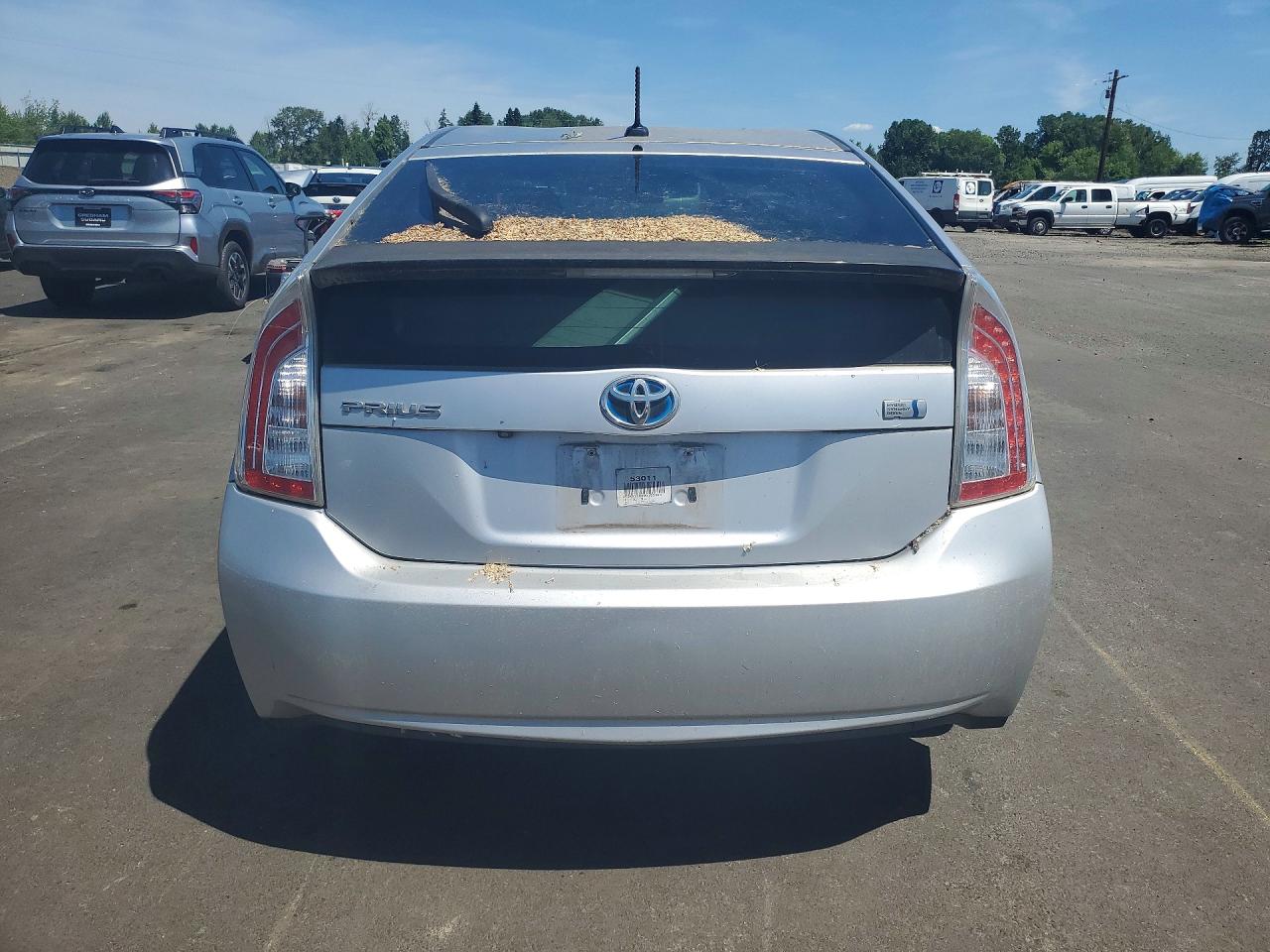 2013 Toyota Prius Three Серебряный vin: JTDKN3DU6D0353468