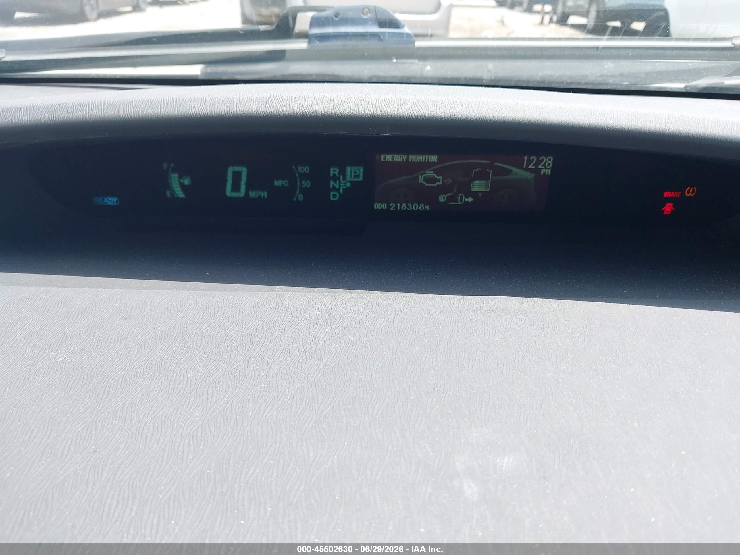 2013 Toyota Prius   White vin: JTDKN3DU6D1627424