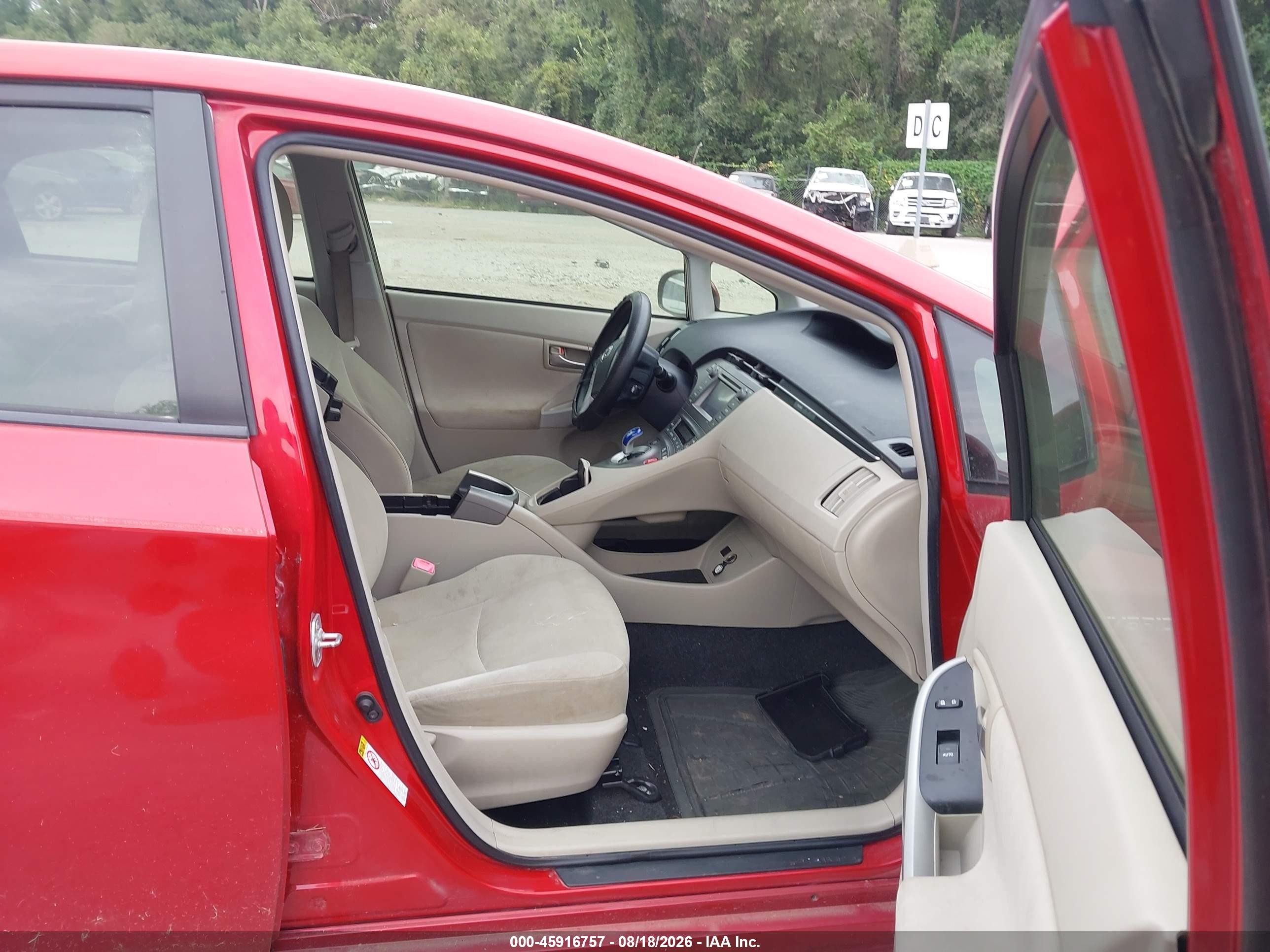 2013 Toyota Prius Two Red vin: JTDKN3DU6D1632624