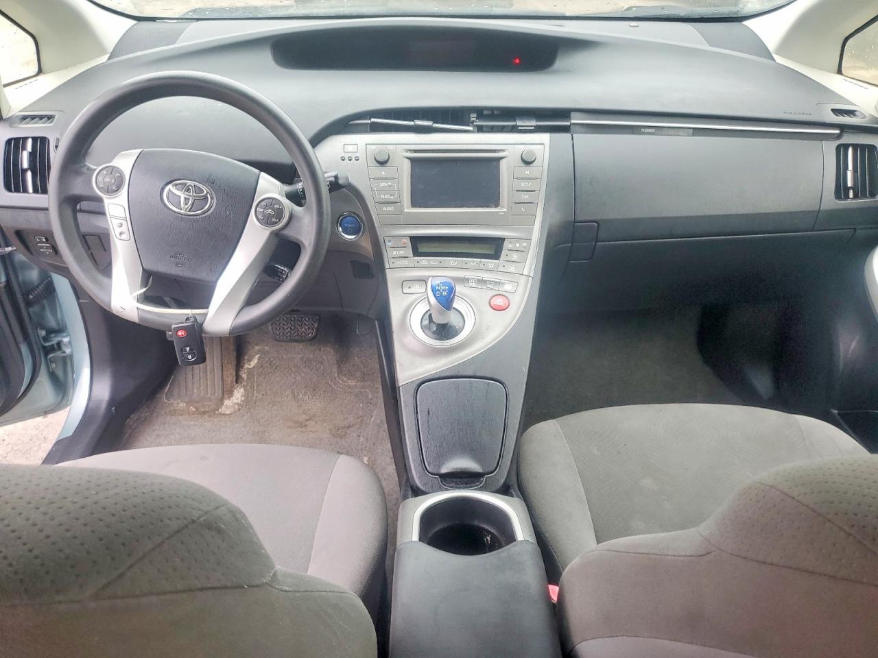 2013 Toyota Prius Two Бирюзовый vin: JTDKN3DU6D1637127
