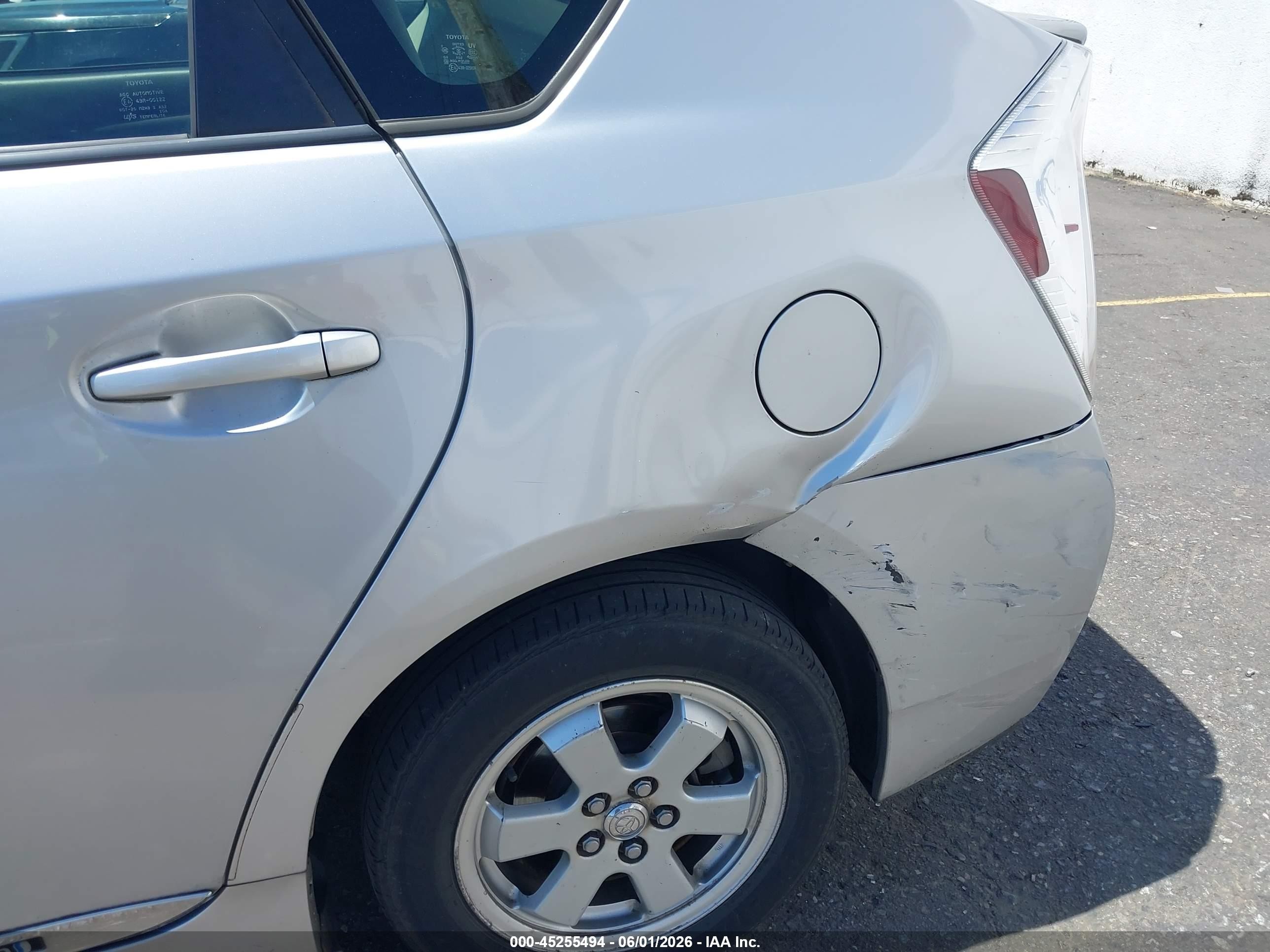 2013 Toyota Prius Two Silver vin: JTDKN3DU6D1681533