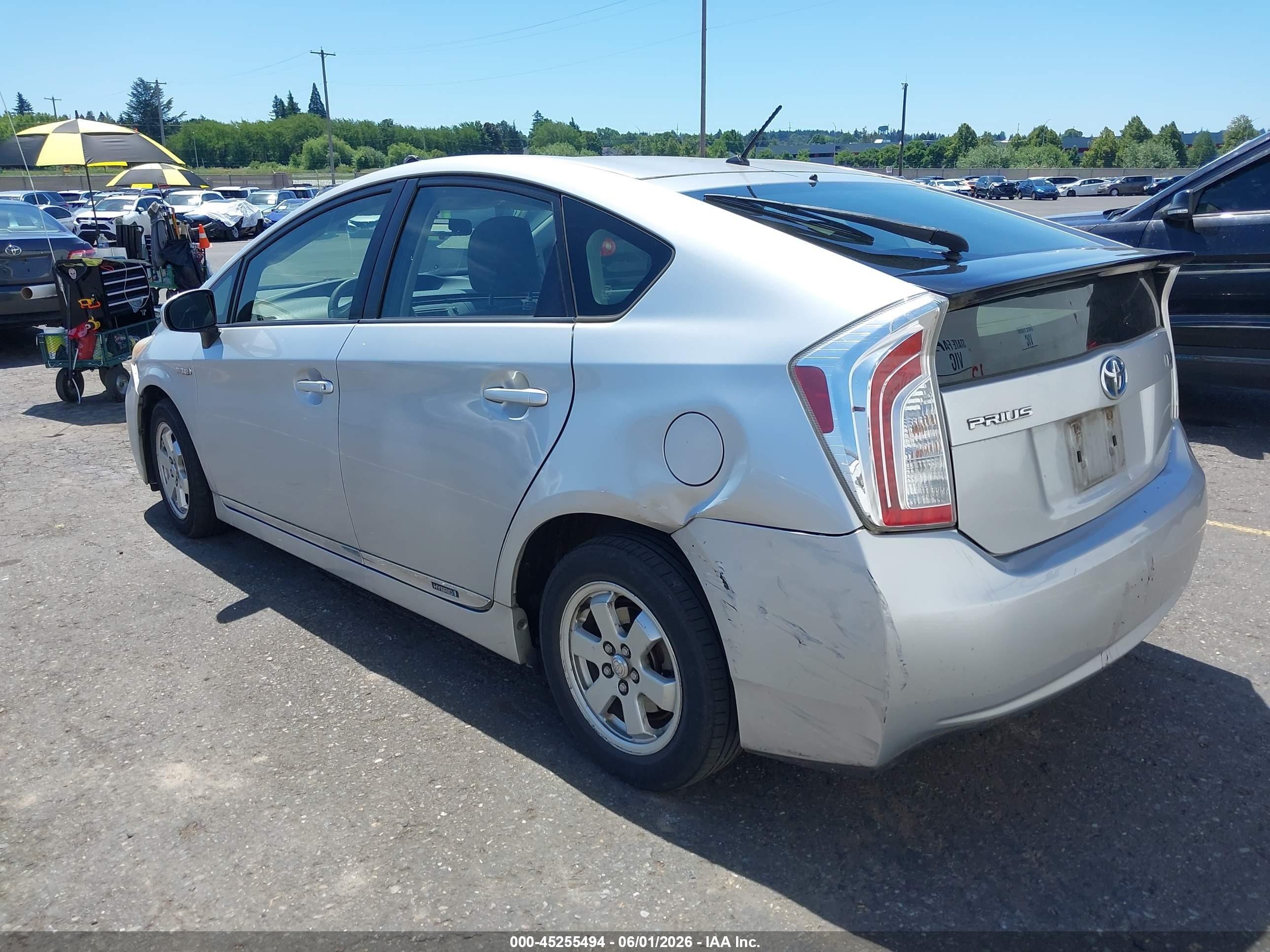 2013 Toyota Prius Two Silver vin: JTDKN3DU6D1681533