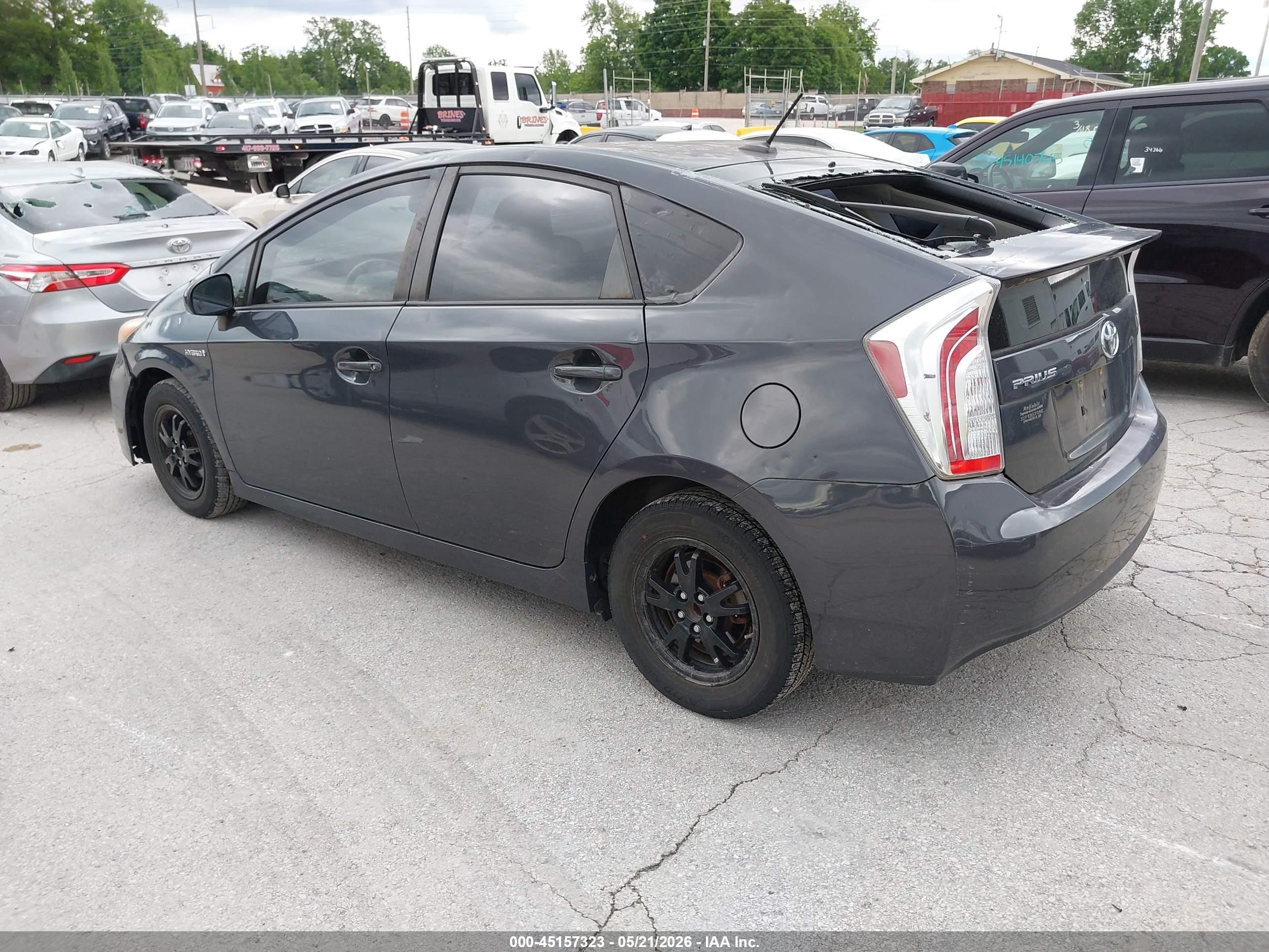 2013 Toyota Prius Four Gray vin: JTDKN3DU6D1689132
