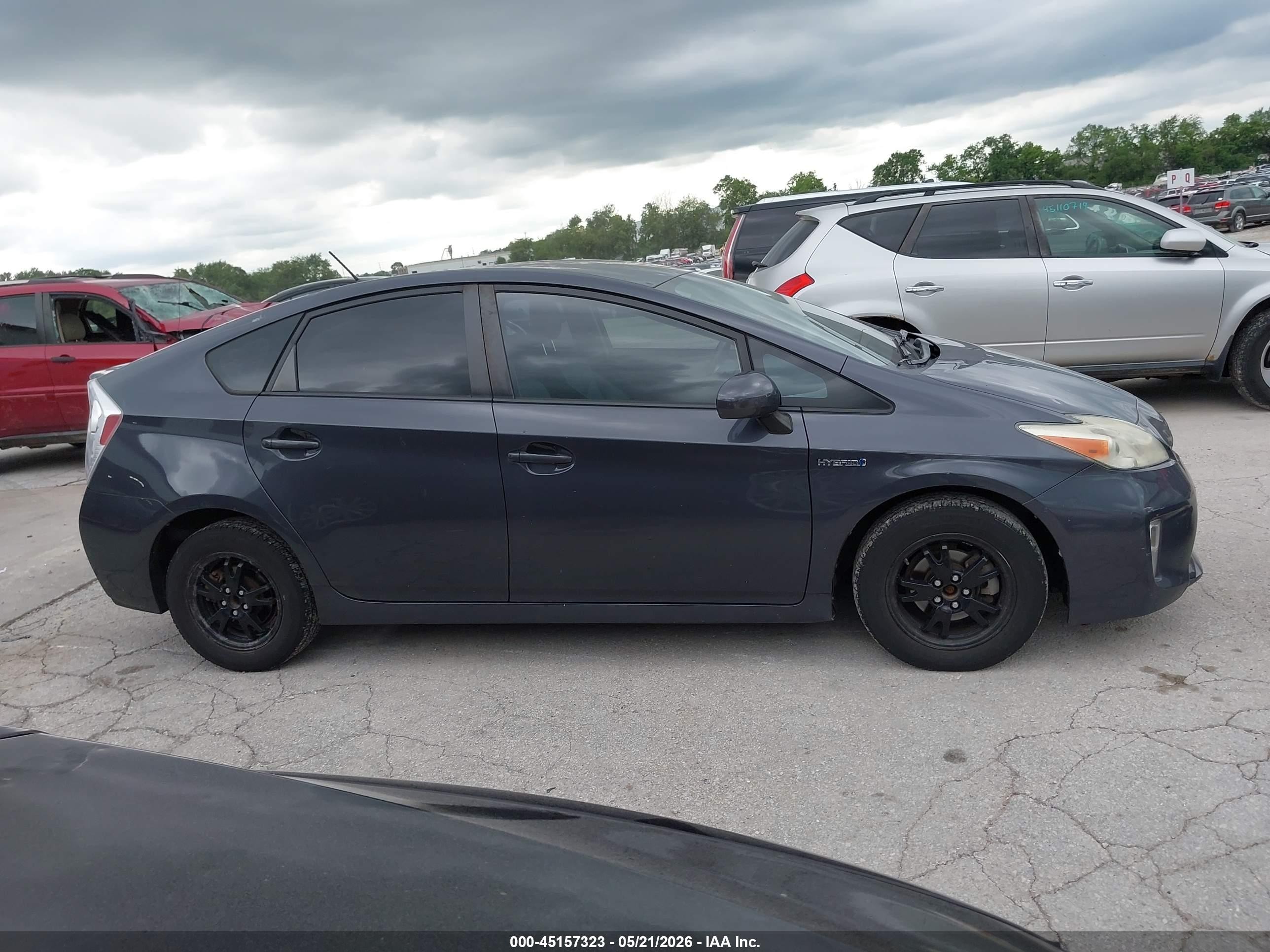 2013 Toyota Prius Four Gray vin: JTDKN3DU6D1689132