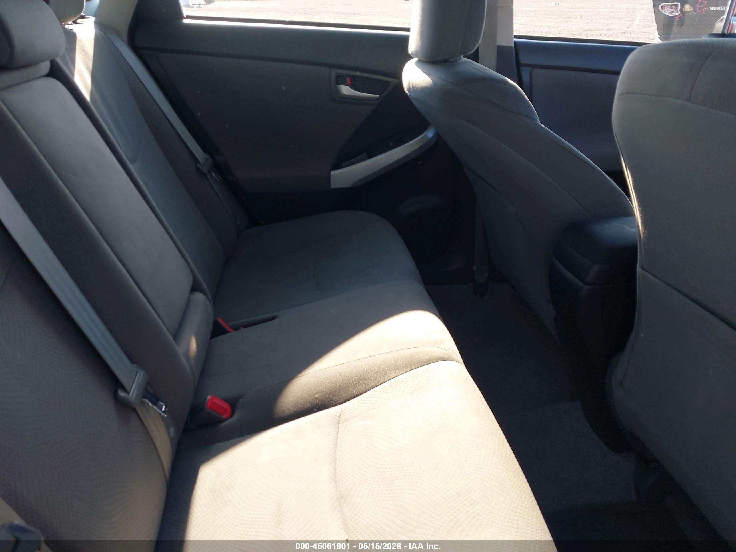 2013 Toyota Prius Silver vin: JTDKN3DU6D1712814